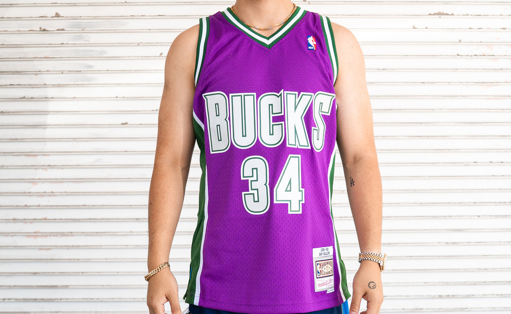 Mitchell & Ness Swingman Milwaukee Bucks Road 2000-01 Ray Allen Jersey, Purple