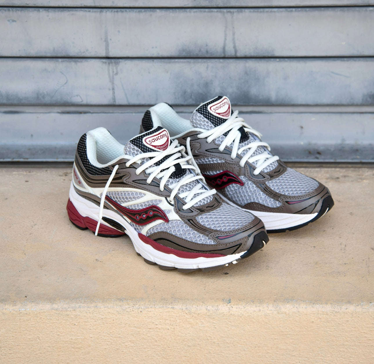 Mens Saucony ProGrid Omni 9 (Brown/Red) - Saucony