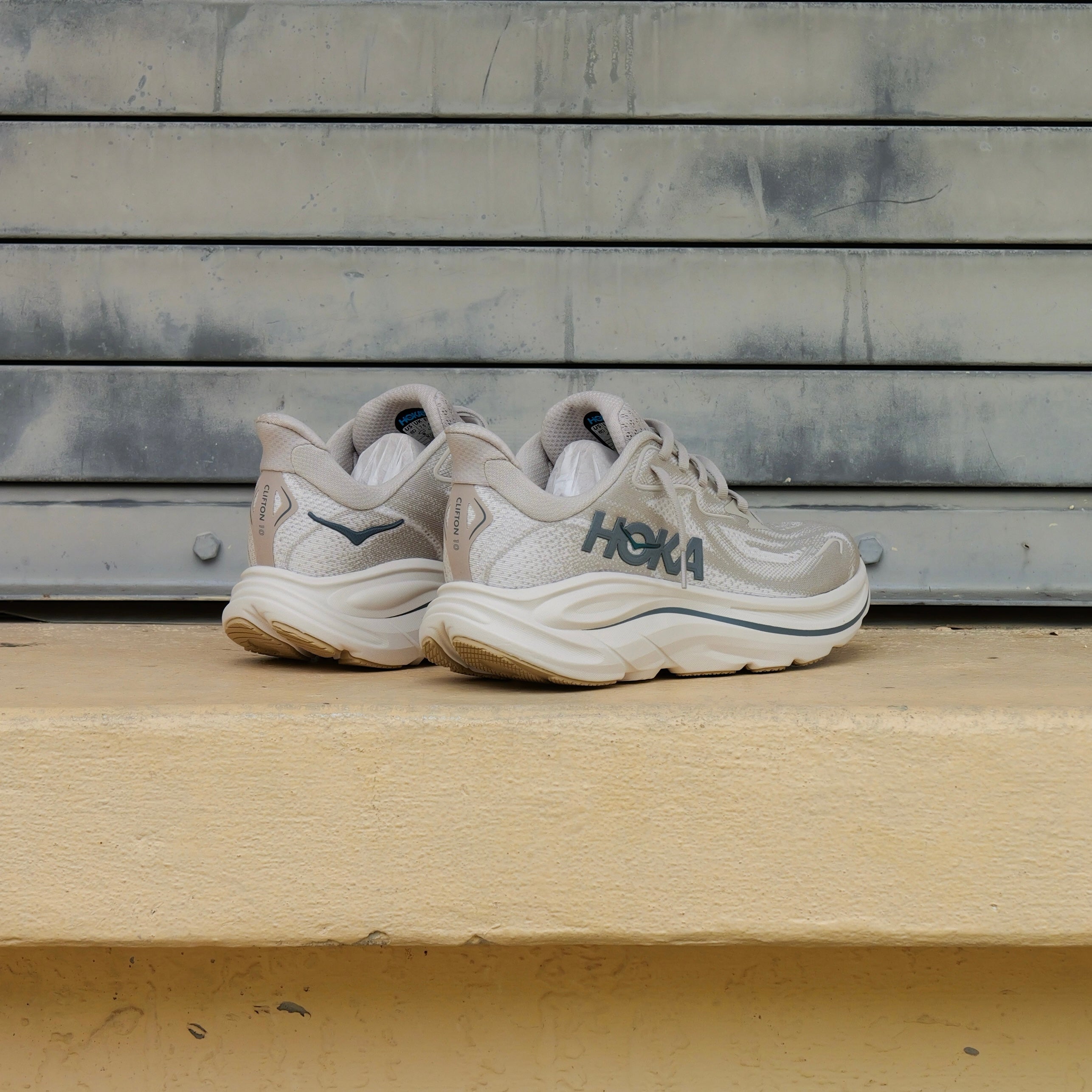 Mens HOKA Clifton 10 (Putty/Grout) - HOKA