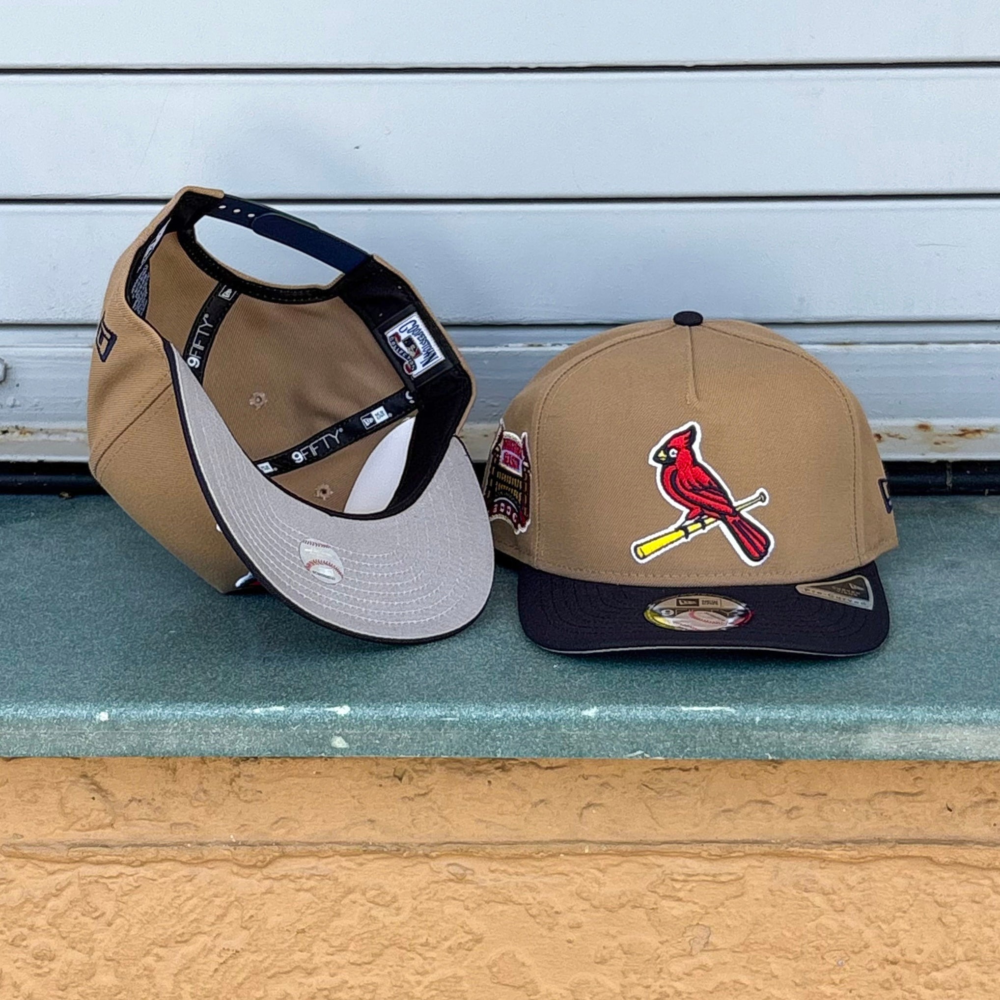 New Era St. Louis Cardinals 2006 Inaugural Season Grey UV 9Fifty A-Frame Snapback (Khaki/Navy)