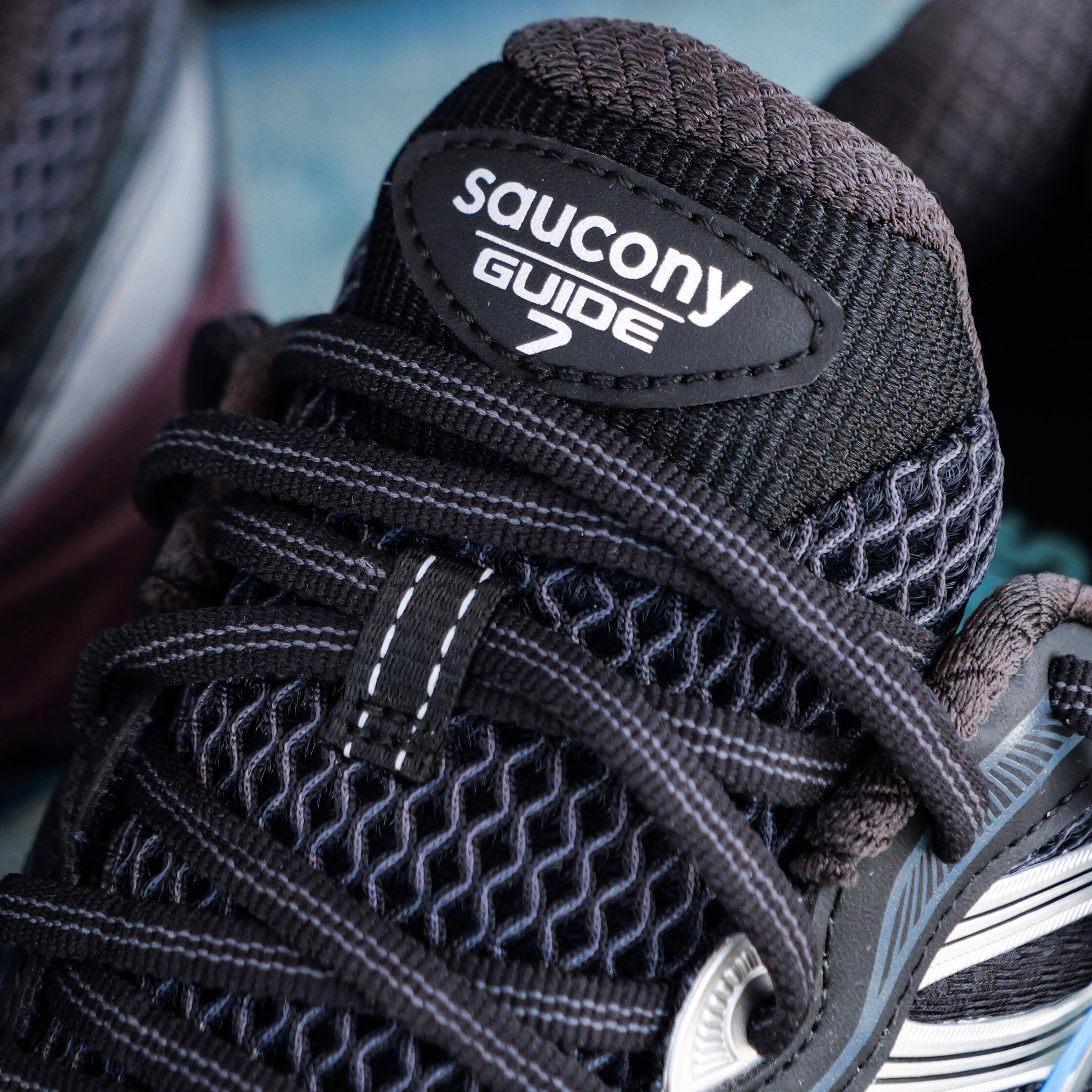 Mens Saucony ProGrid Guide 7 (Black/Multi) - Saucony