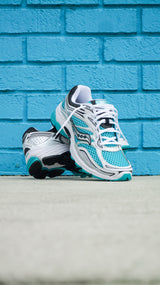 Mens Saucony ProGrid Omni 9 (Tranquil)