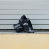 Saucony "Matrix" (Black/Metallic) - Saucony
