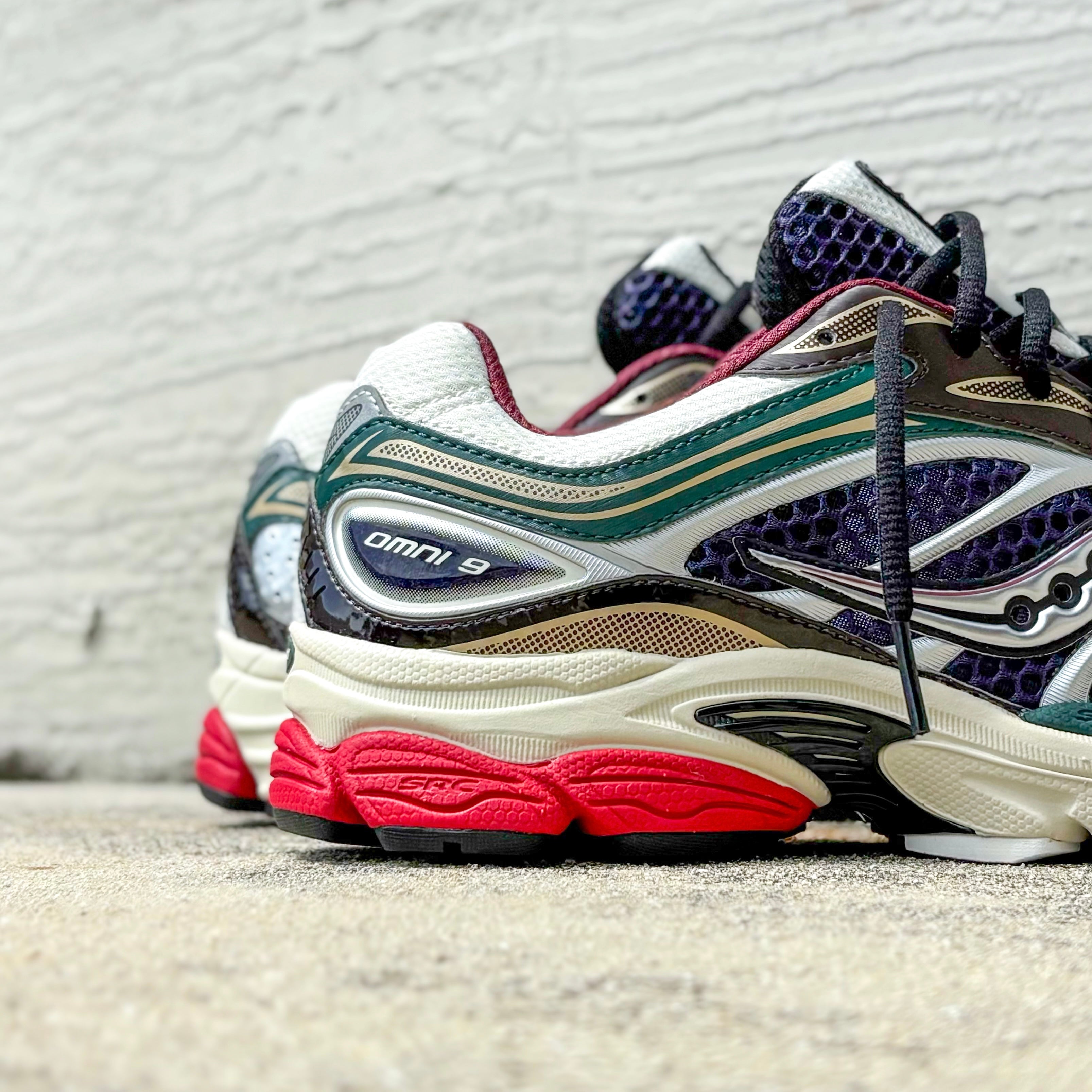Mens Saucony ProGrid Omni 9 (Naval/Multi)
