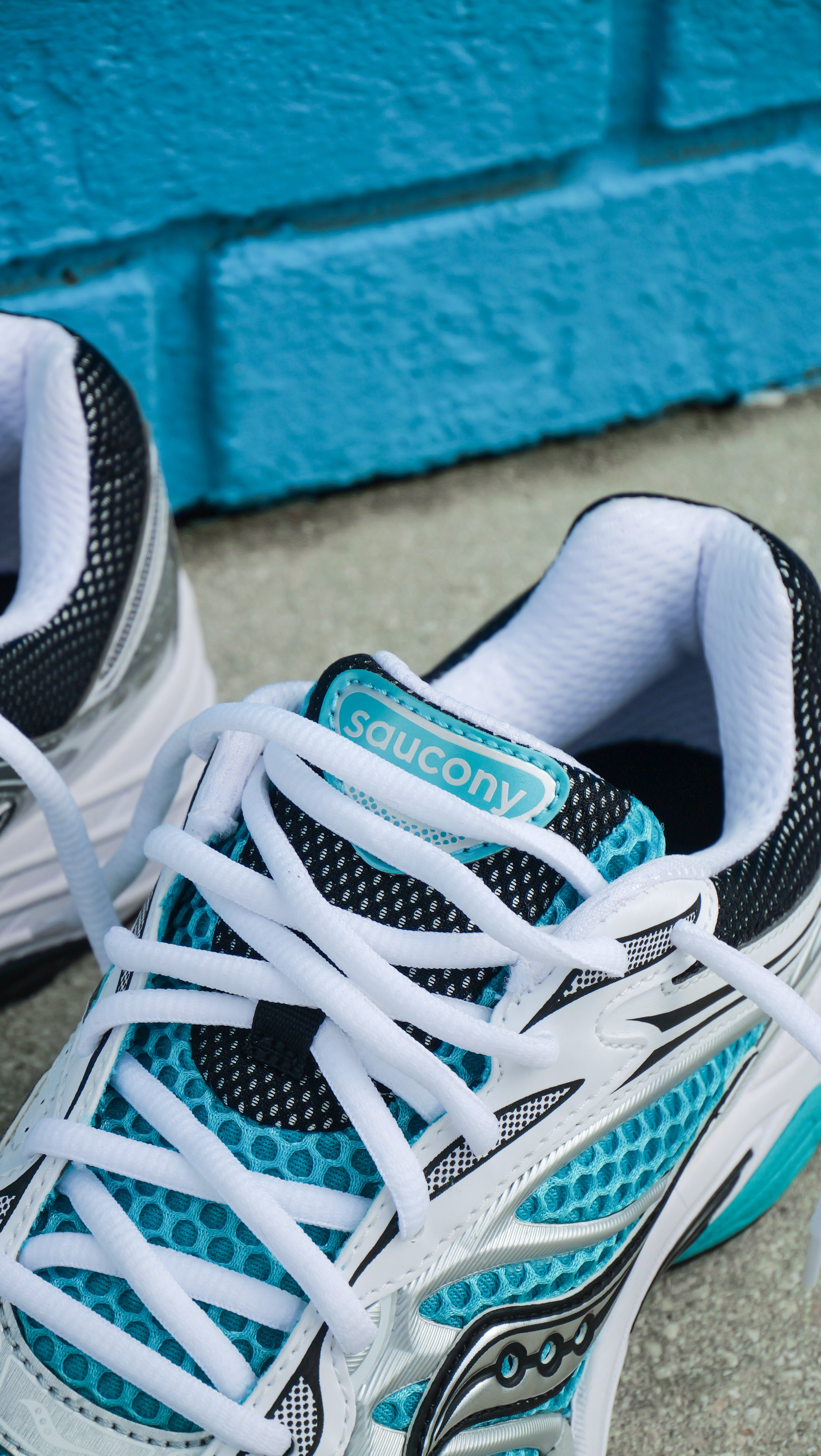 Mens Saucony ProGrid Omni 9 (Tranquil)
