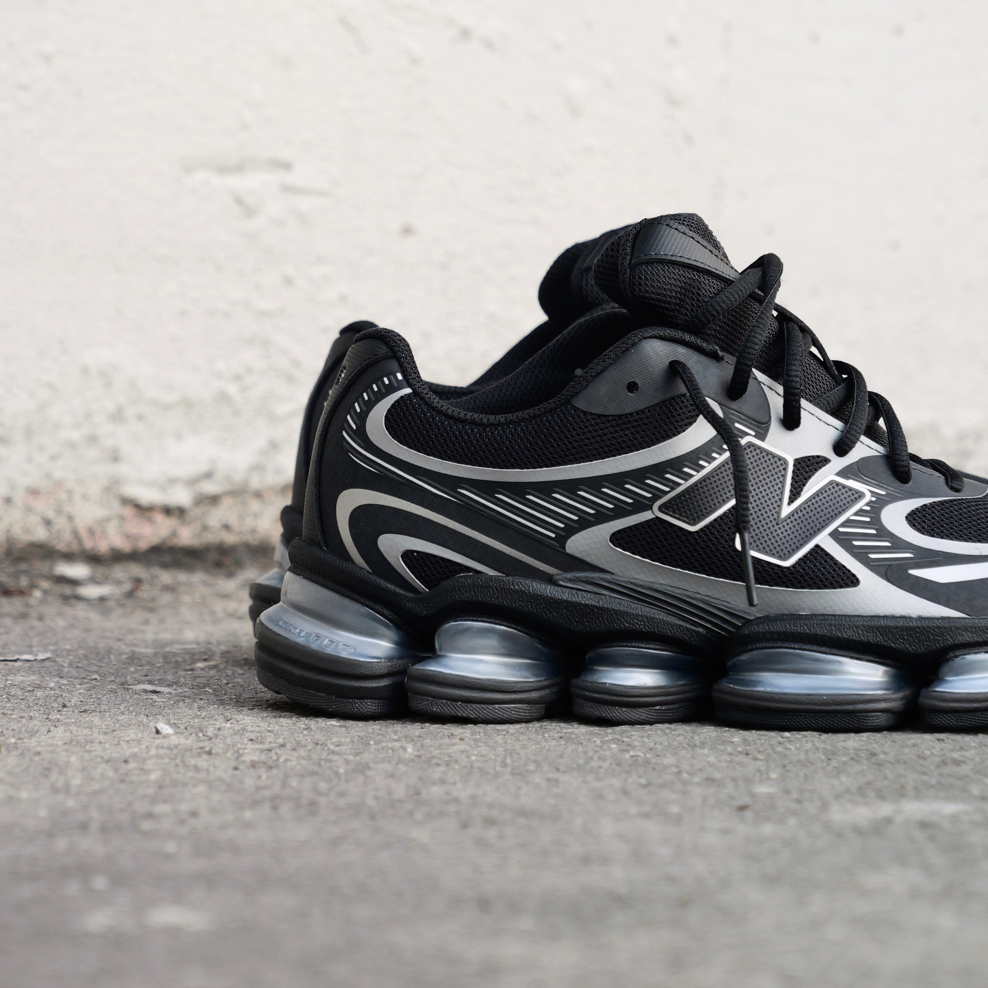 New Balance Abzorb 2000 (Black/Silver) - New Balance