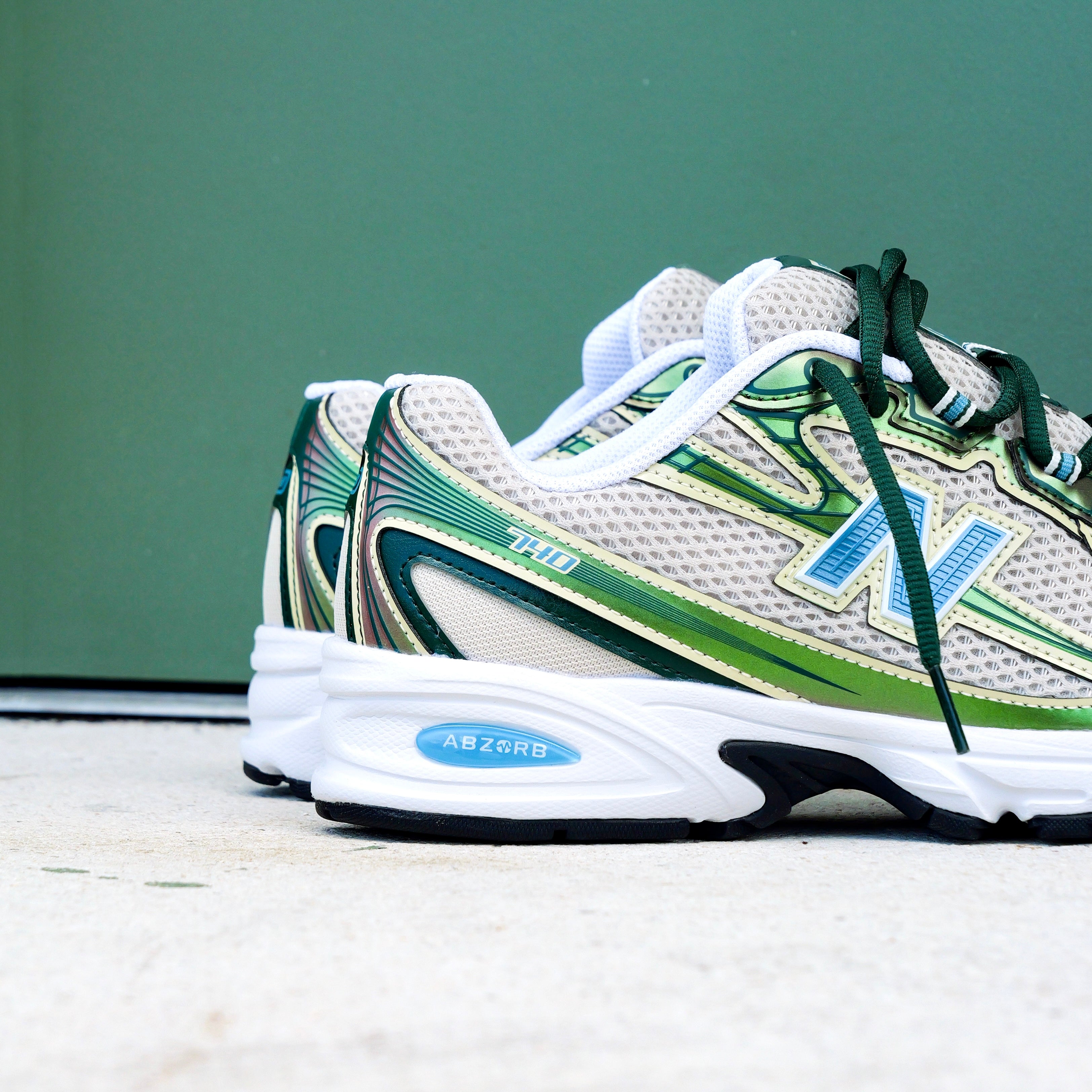 Mens New Balance 740 (Timberwolf/Altitude Metallic) - (U74066L)