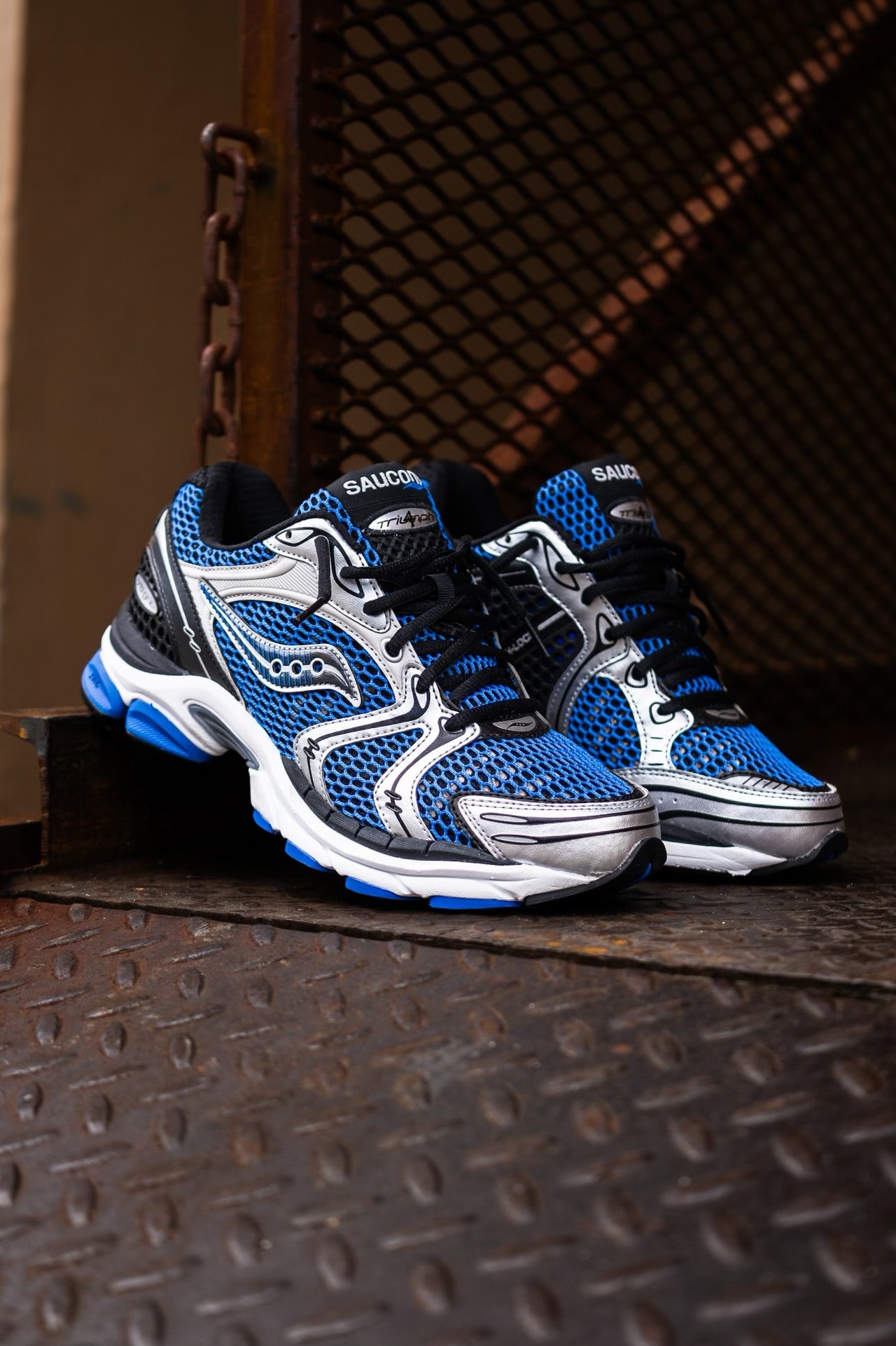 Mens Saucony ProGrid Triumph 4 (Blue/Silver) S70704-7 - SNEAKER TOWN