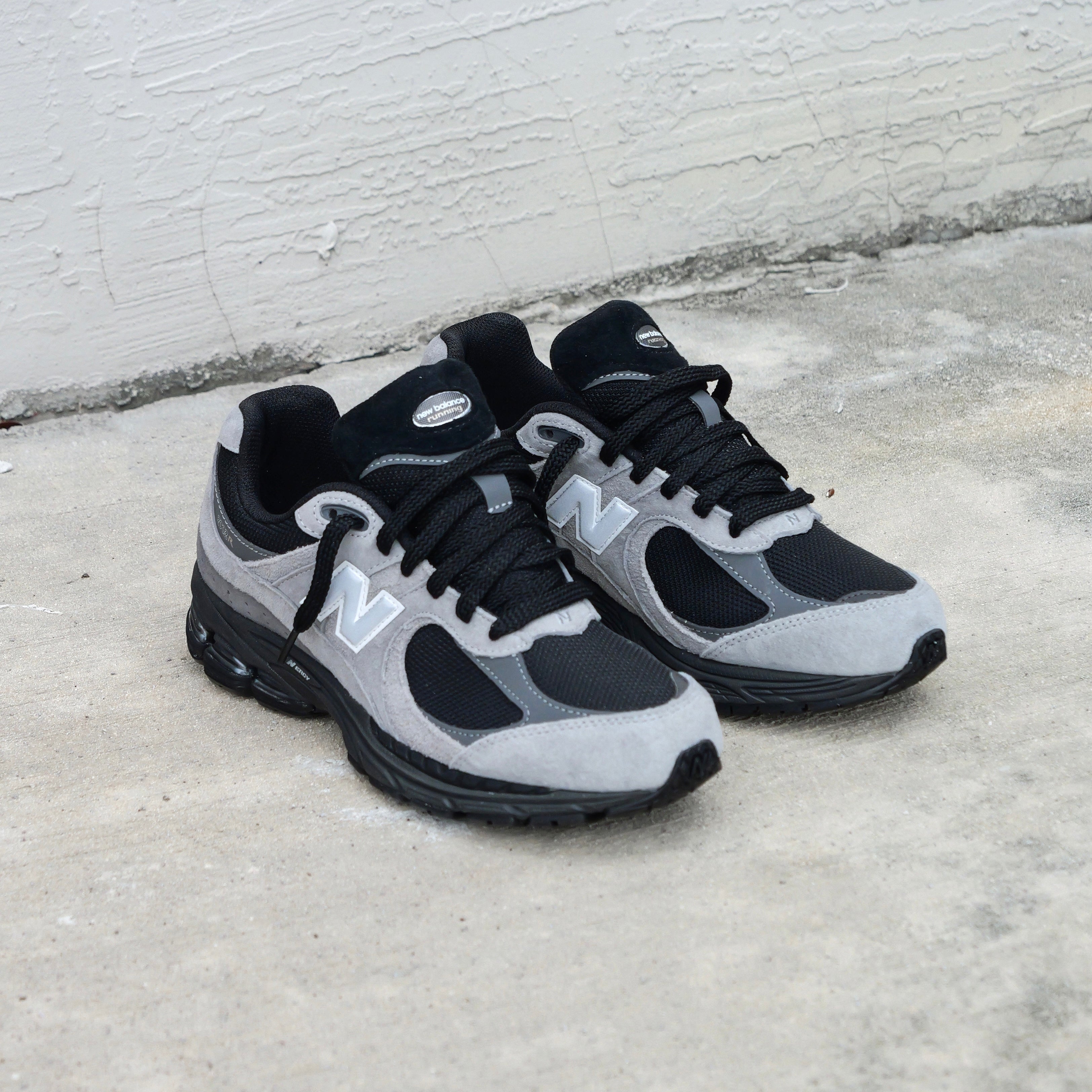 Mens New Balance U2002R (Grey/Black) - U2002RM - New Balance