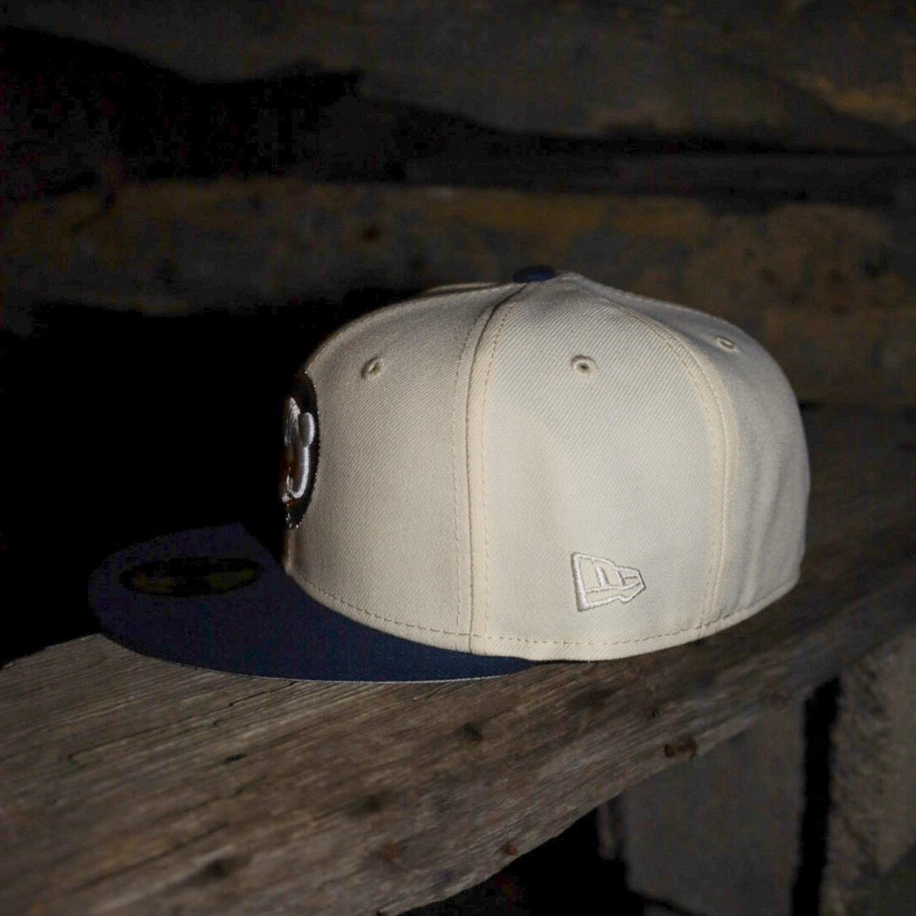 New Era Chicago Cubs Be Alert Side Patch Fitted (Off White/Navy) - New Era
