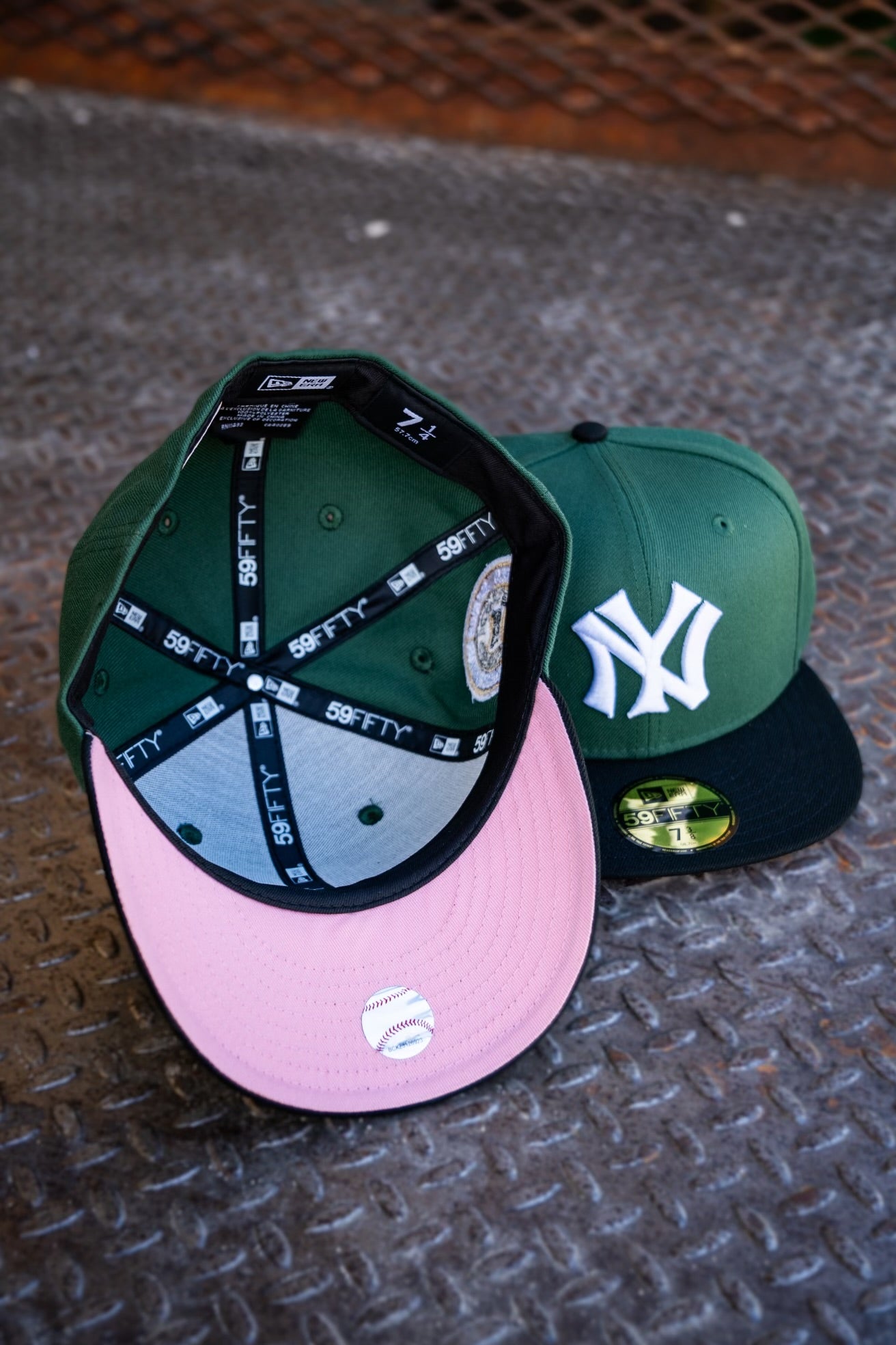 New Era New York Yankees 1937 World Series Pink UV (Dark Green/Black) 59Fifty Fitted