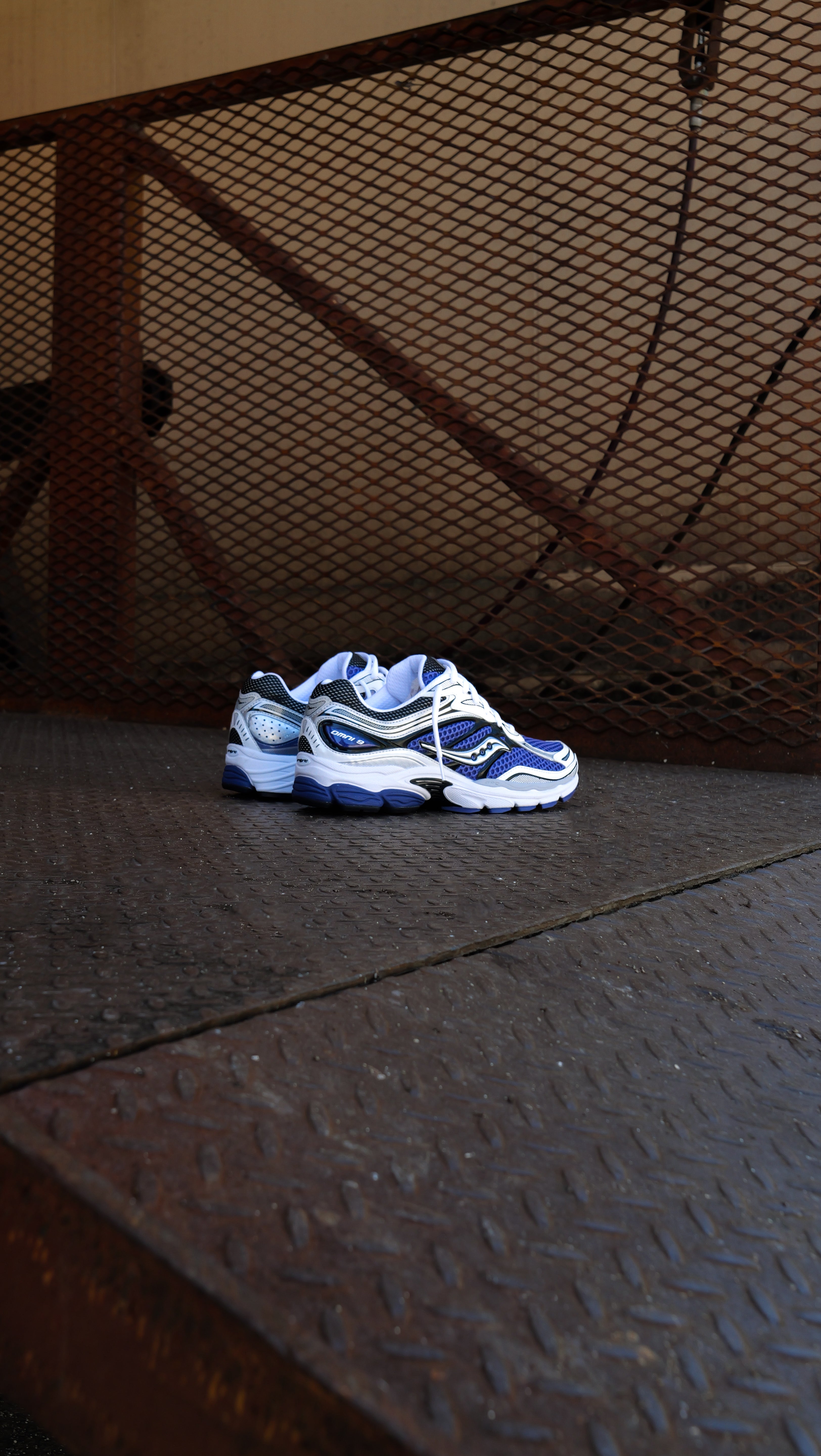Mens Saucony ProGrid Omni 9 (Skipper Blue) - Saucony