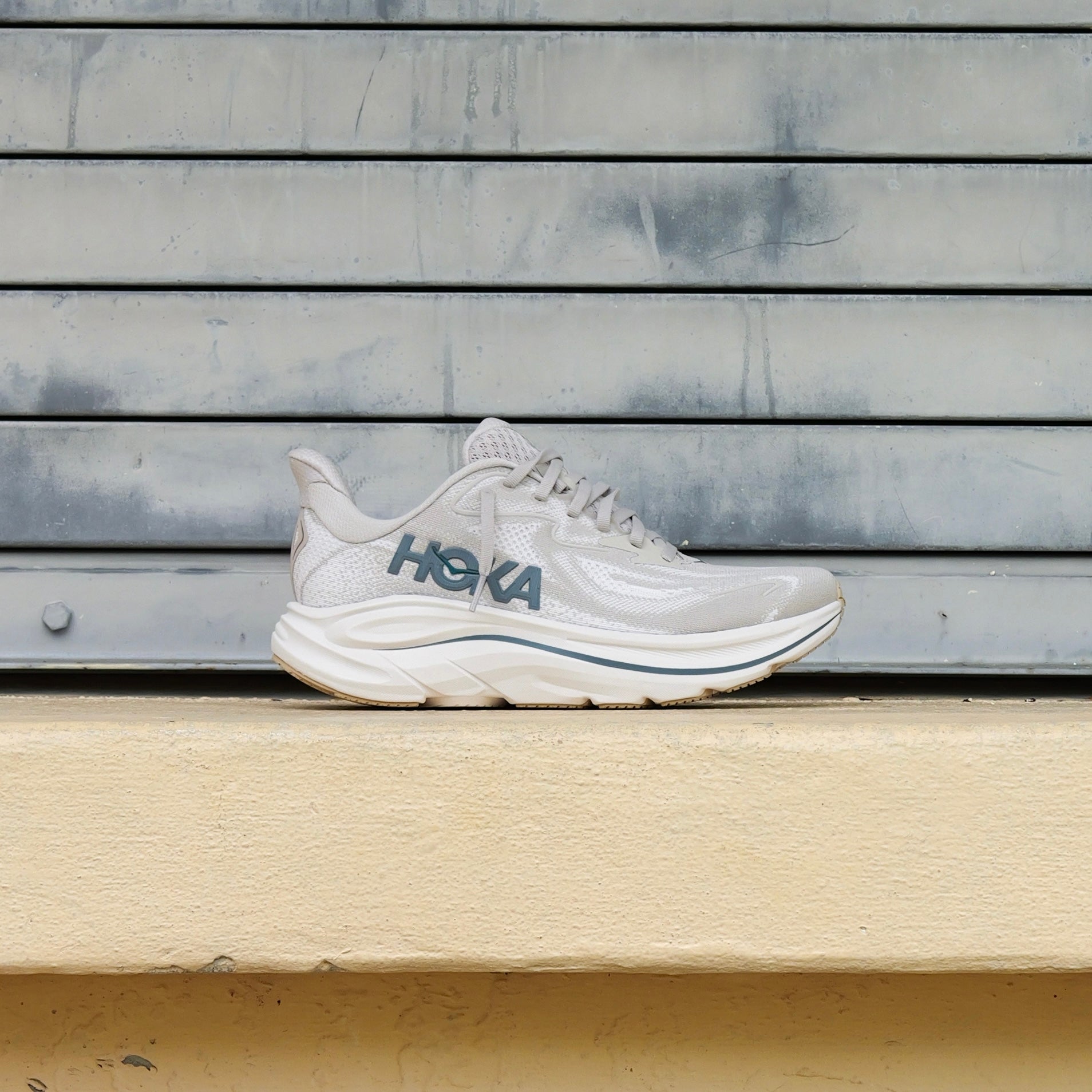Mens HOKA Clifton 10 (Putty/Grout) - HOKA