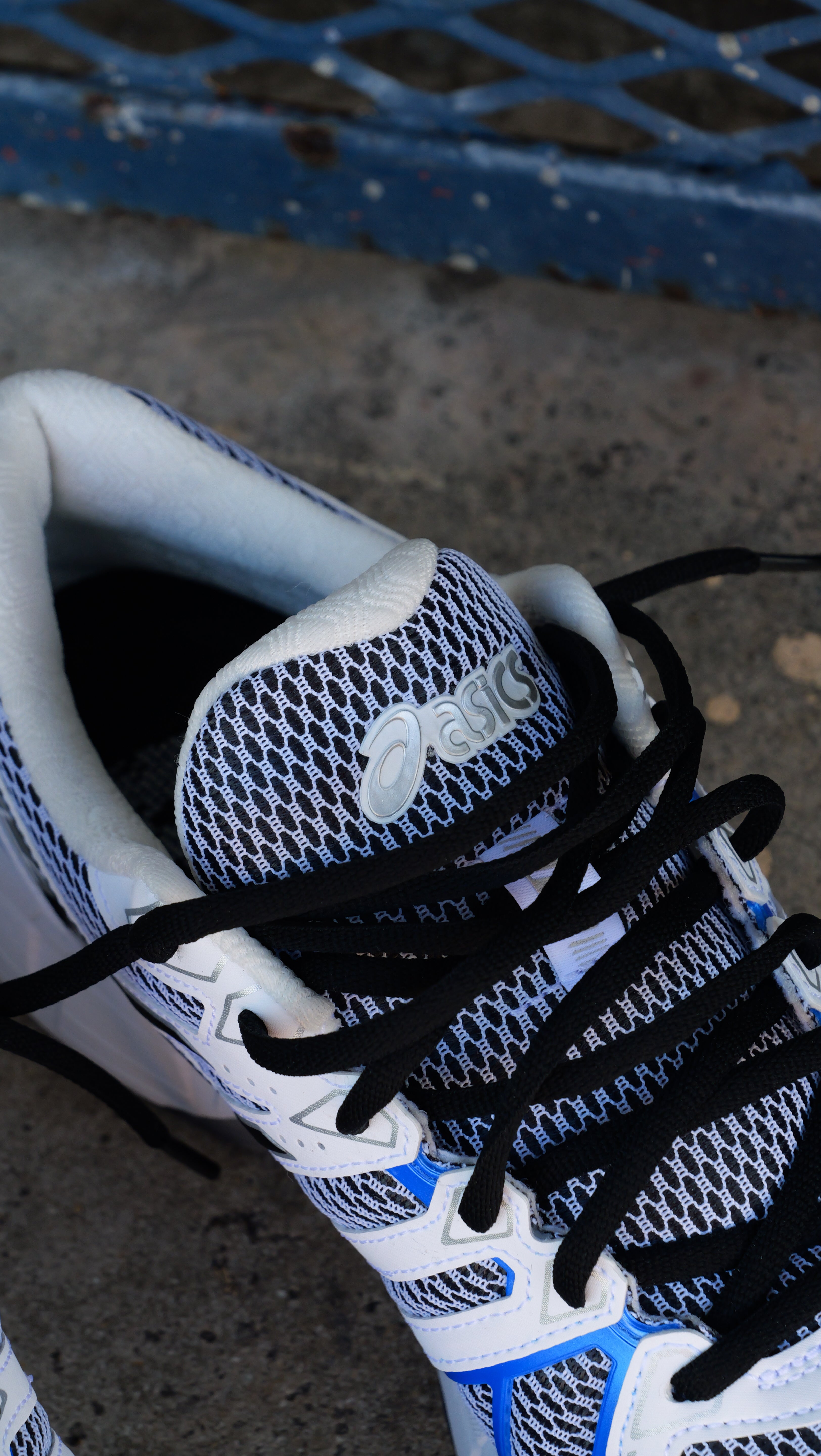 Mens Asics Gel-Kayano 20 (White/Illusion Blue) - Asics