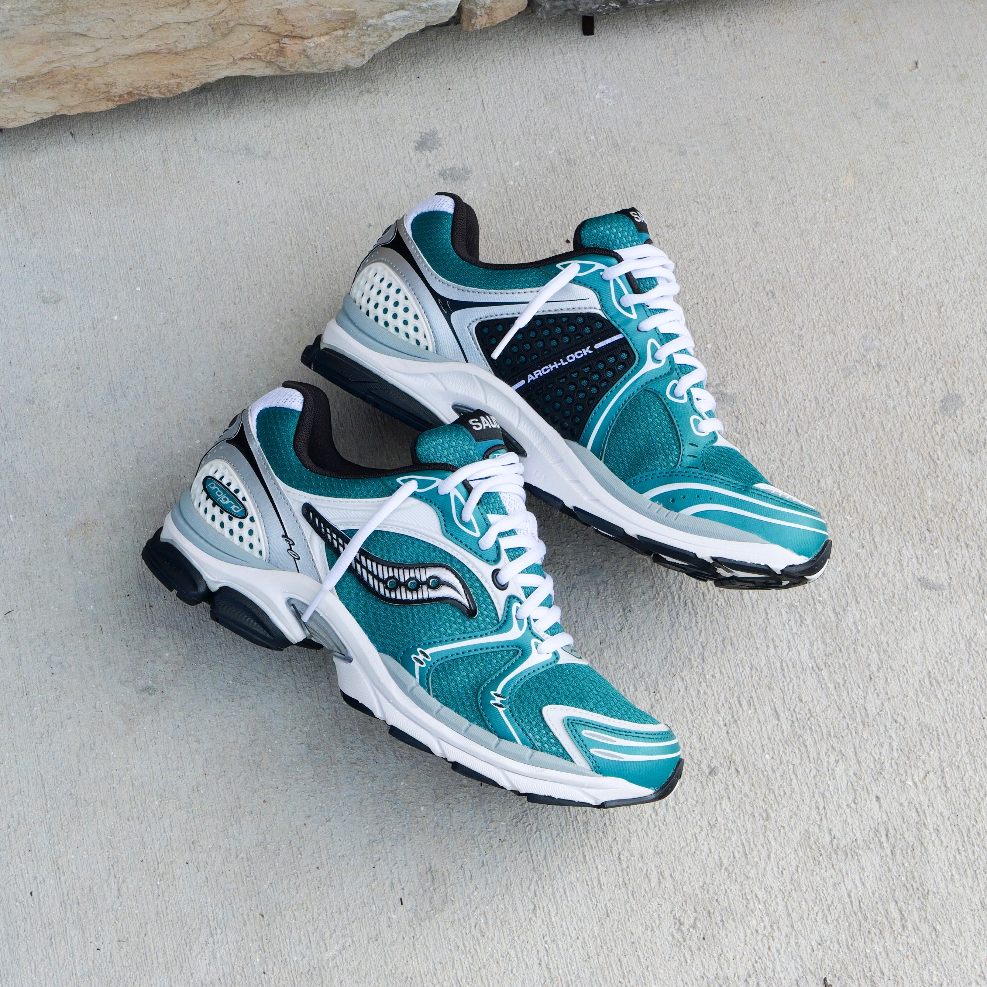 Mens Saucony ProGrid Triumph 4 (Teal/Silver) - Saucony