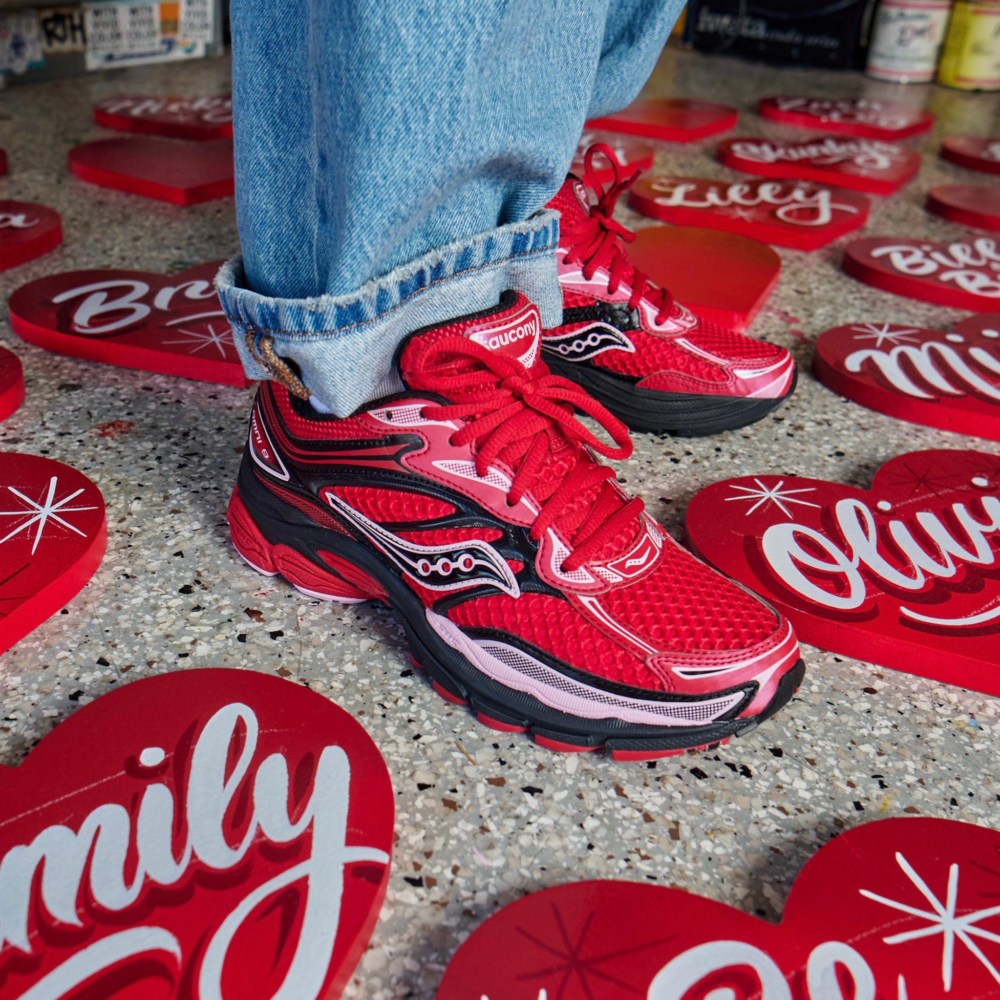 Mens Saucony ProGrid Omni 9 St.Valentine (Red/Black) - Saucony