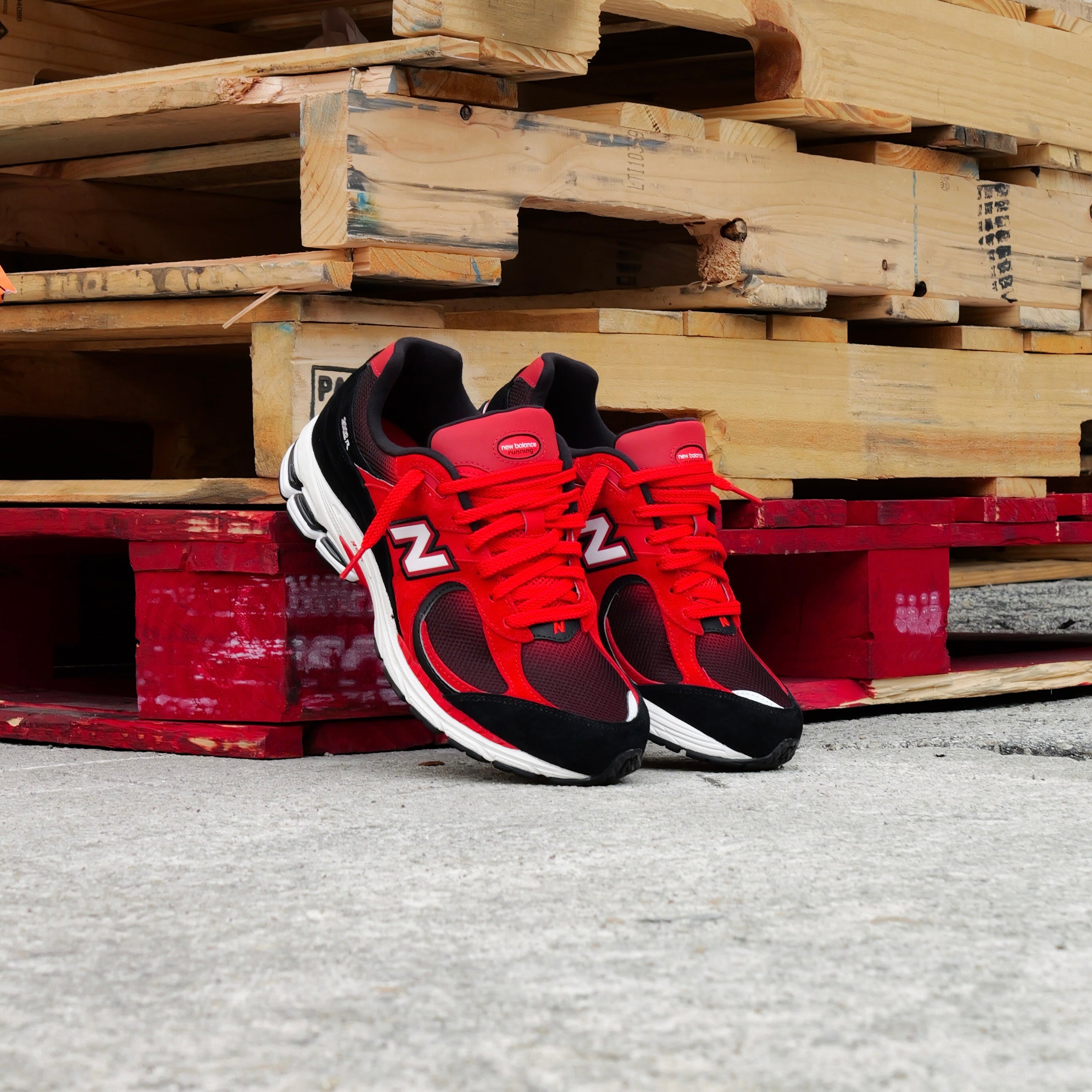 Mens New Balance 2002R (True Red/Black) - U2002RZA - New Balance