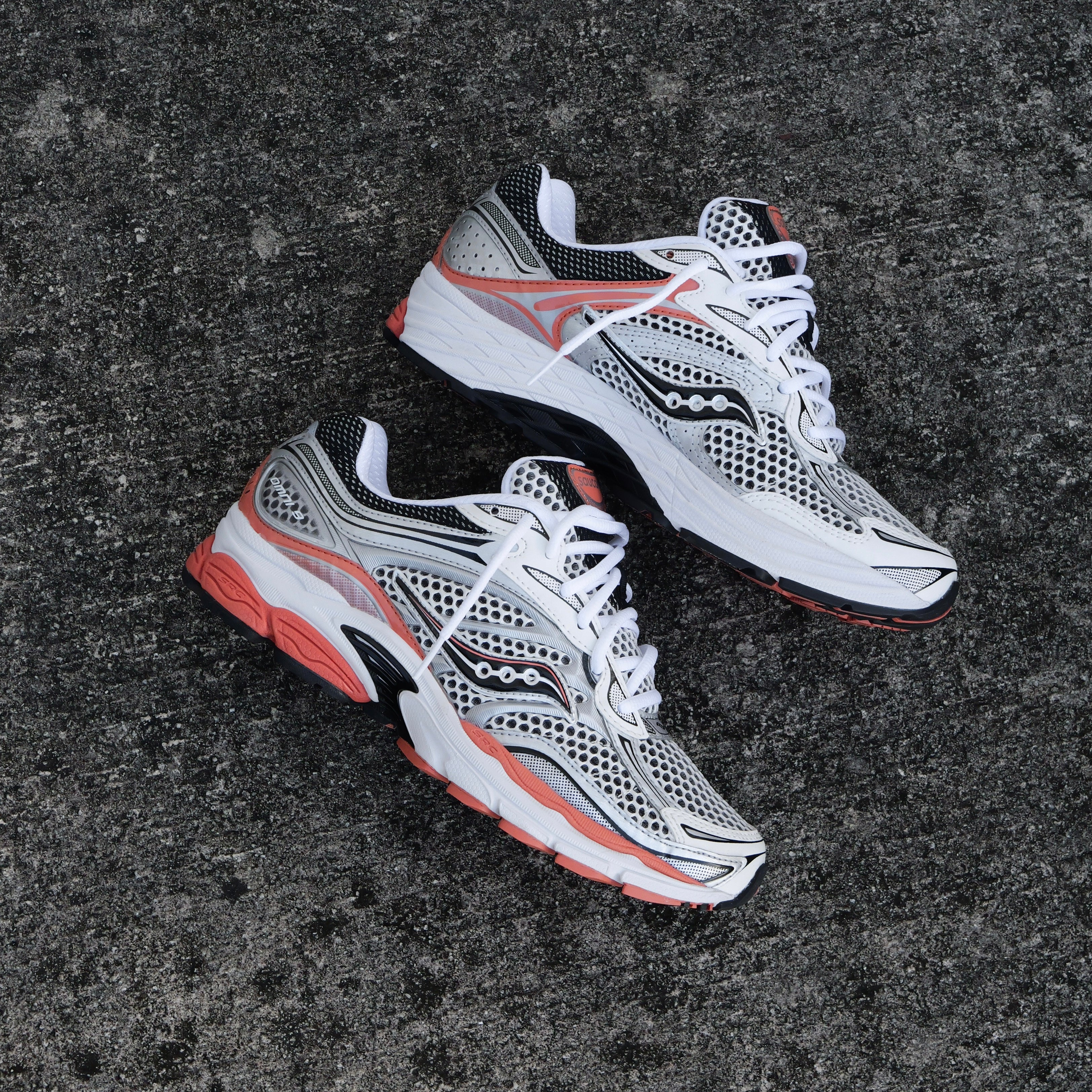 Mens Saucony ProGrid Omni 9 (Silver/Orange) - Saucony