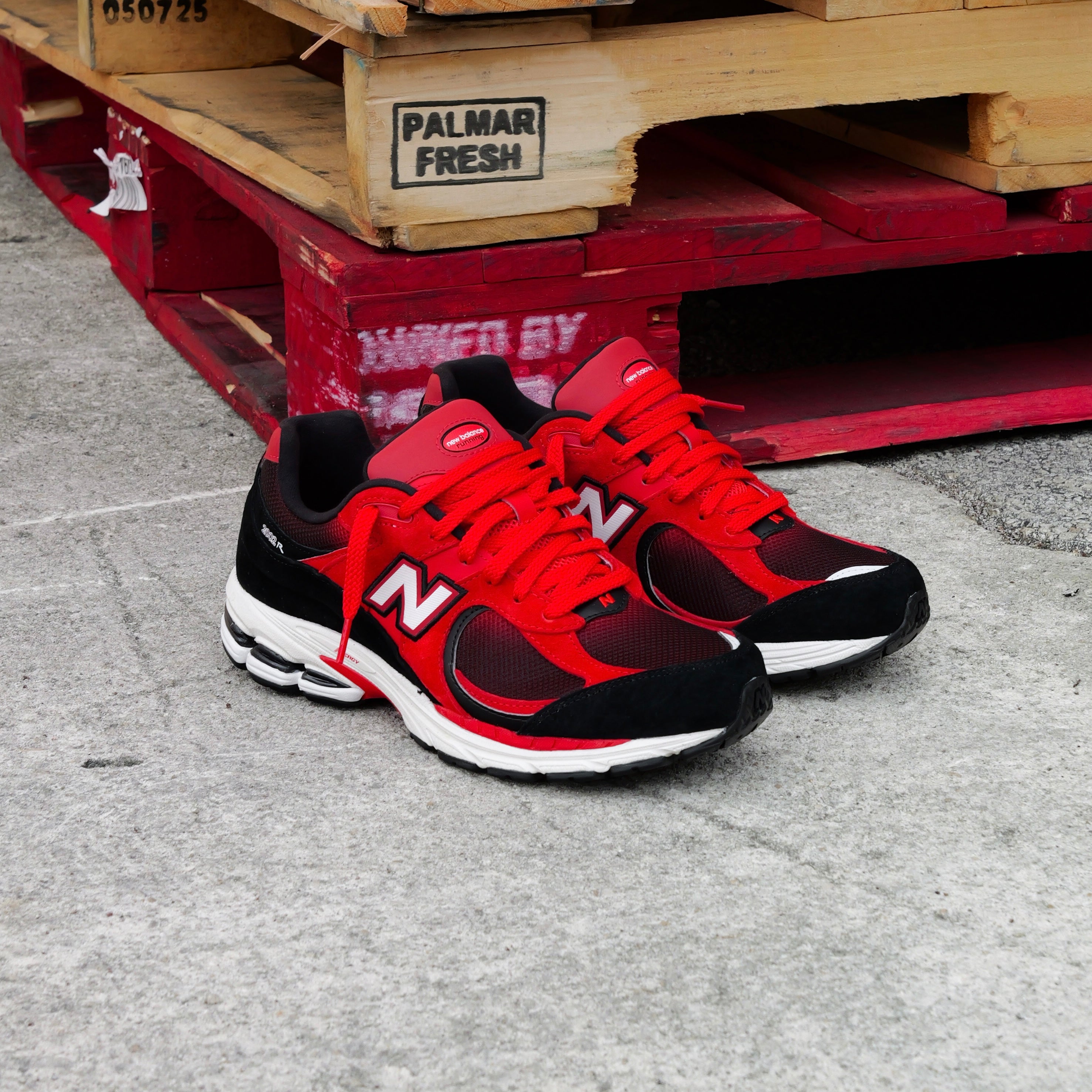 Mens New Balance 2002R (True Red/Black) - U2002RZA - New Balance