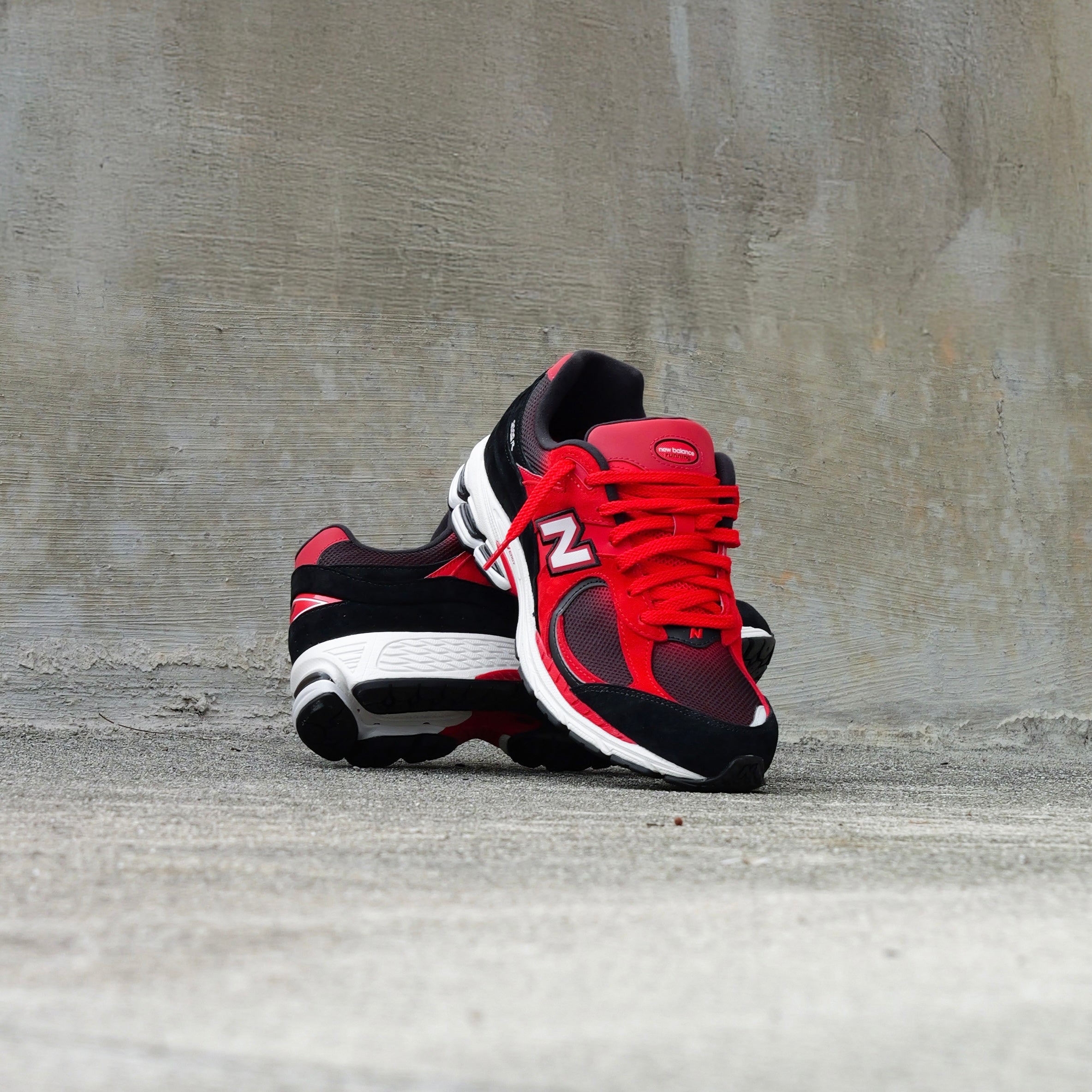 Mens New Balance 2002R (True Red/Black) - U2002RZA - New Balance
