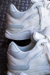 Gradeschool New Balance 9060 (Light Grey)