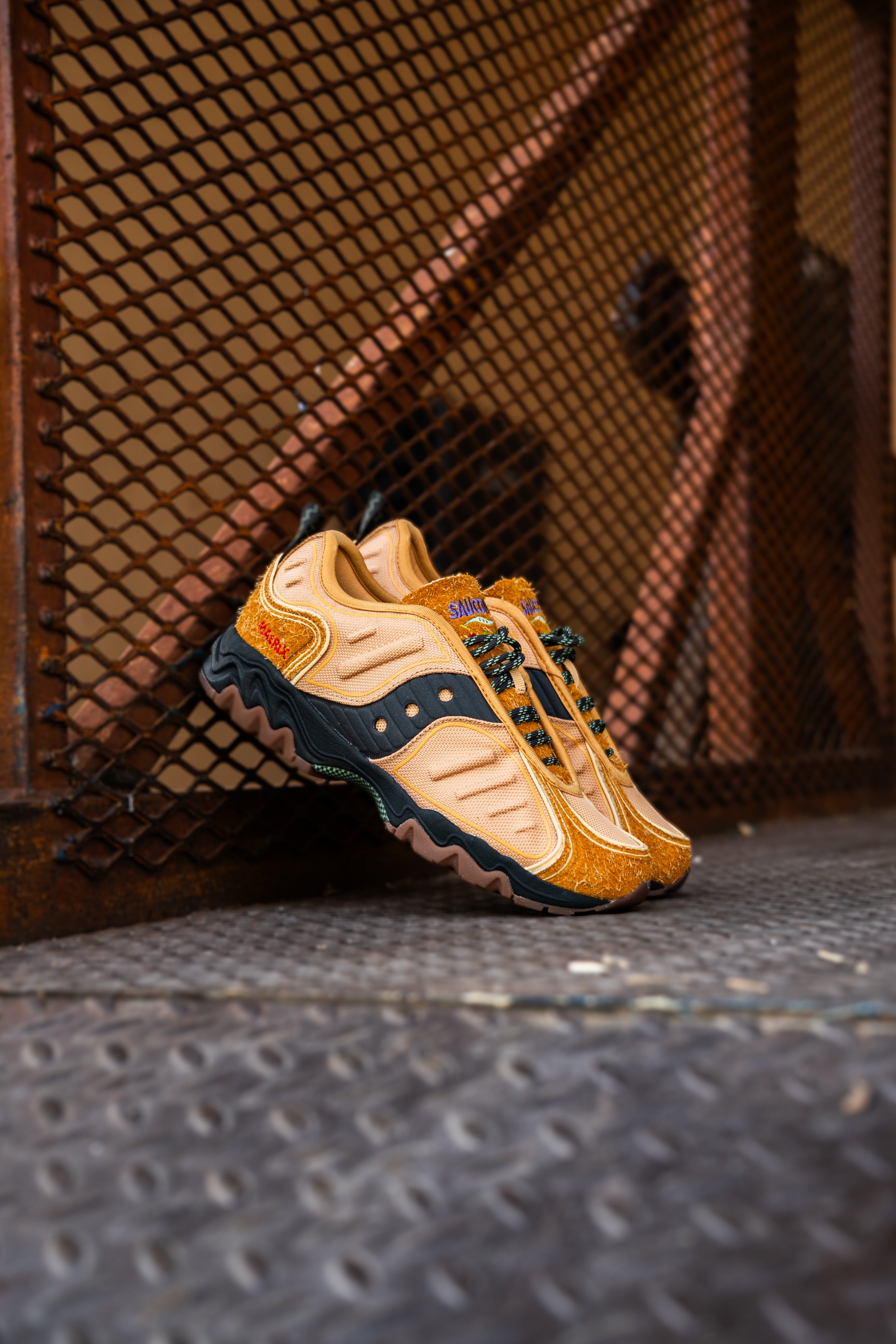 Colour Plus X Saucony "Matrix" M (Harvest Wheat)