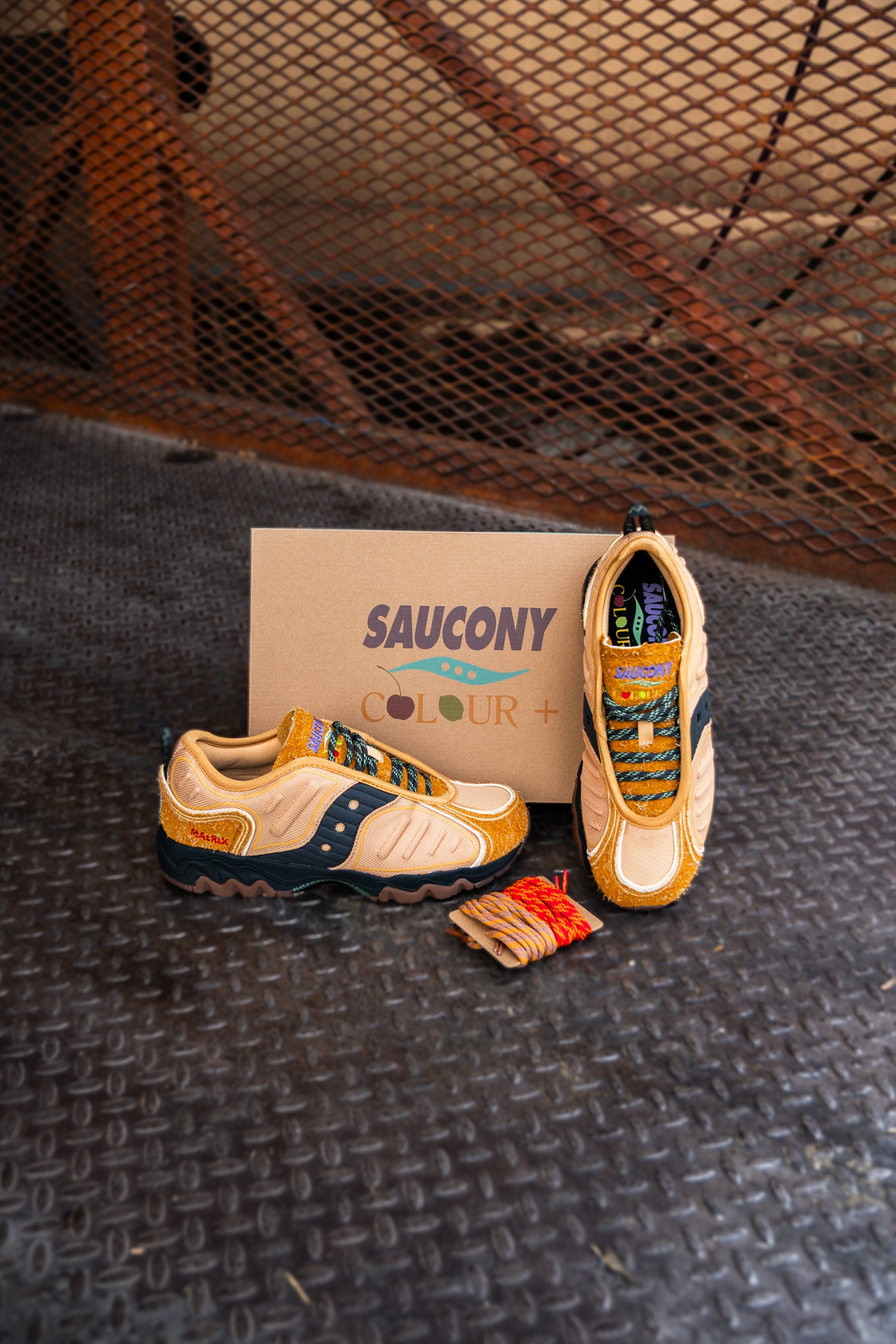 Colour Plus X Saucony "Matrix" M (Harvest Wheat)