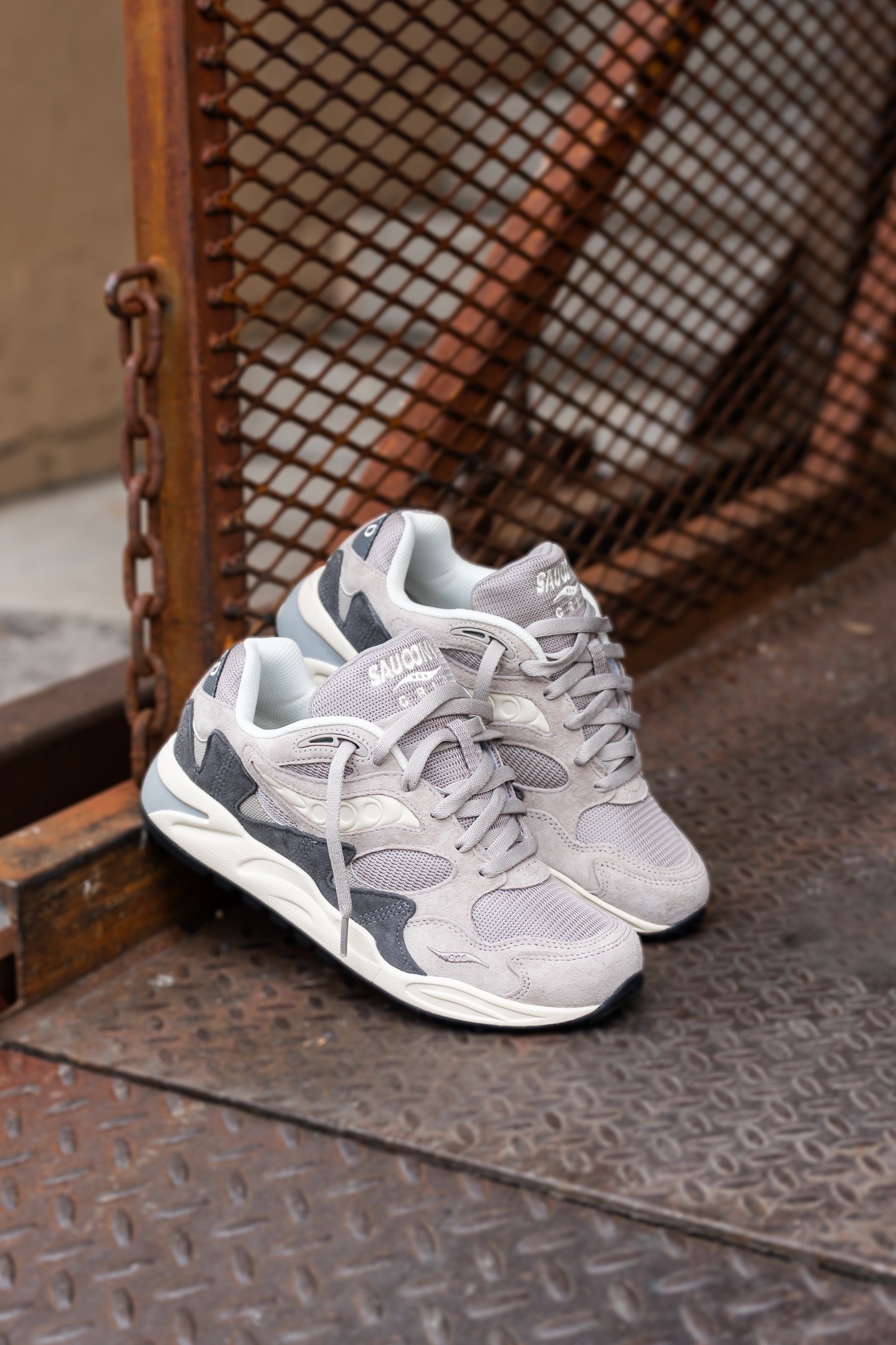 Mens Saucony Grid Shadow 2 (Grey/Cream)