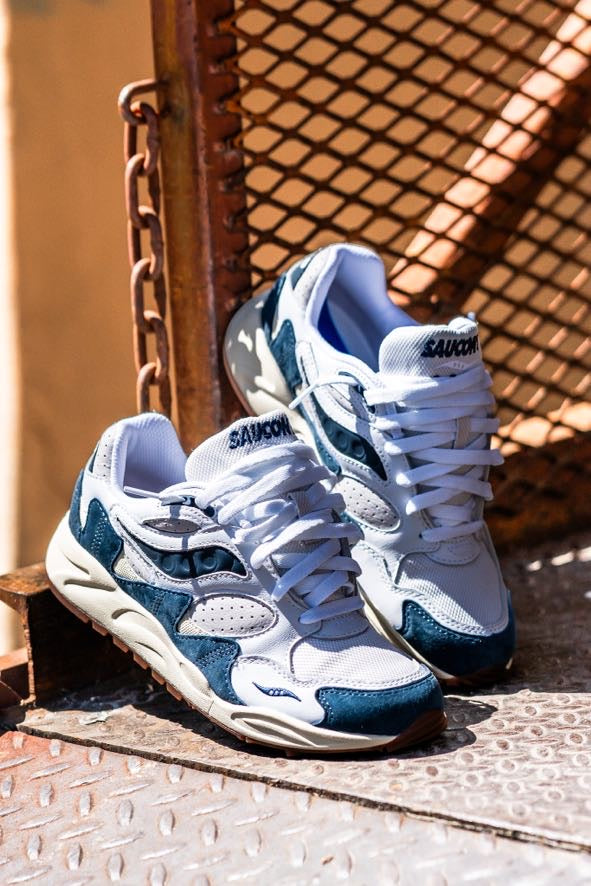 Mens Saucony Grid Shadow 2 (White/Navy) - Saucony