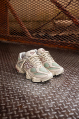 Mens New Balance 9060 (Beige/Green)