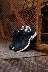 Mens Saucony OG ProGrid Omni 9 (Black/Cream)