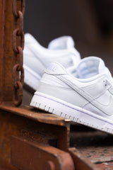 Women's Nike Dunk Low (White/Photon Dust)