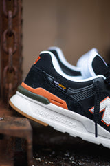 Mens New Balance 997H (Black/Moss) - CM997HLP - New Balance