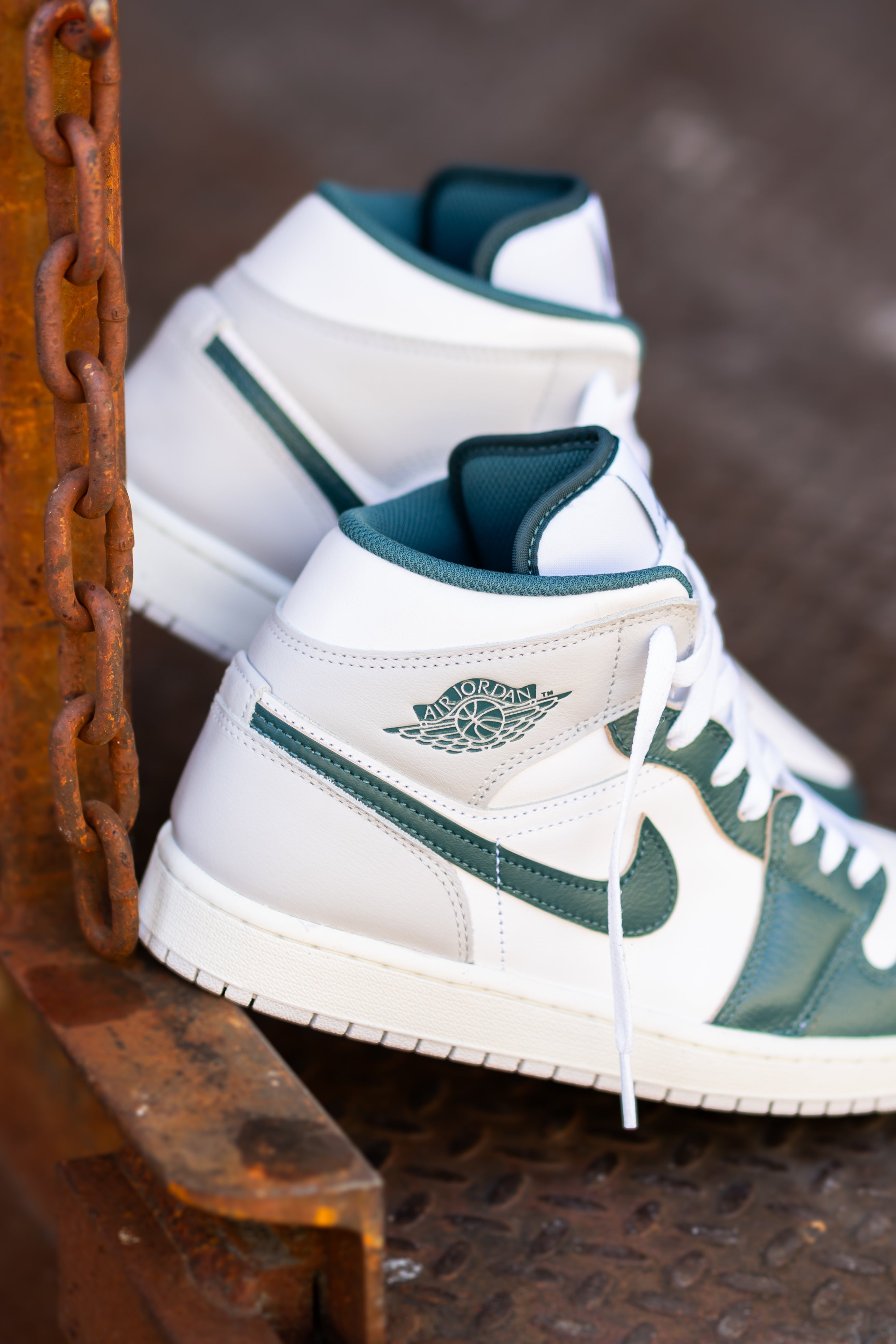 Mens Air Jordan 1 Mid (White/Oxidized Green-Sail)