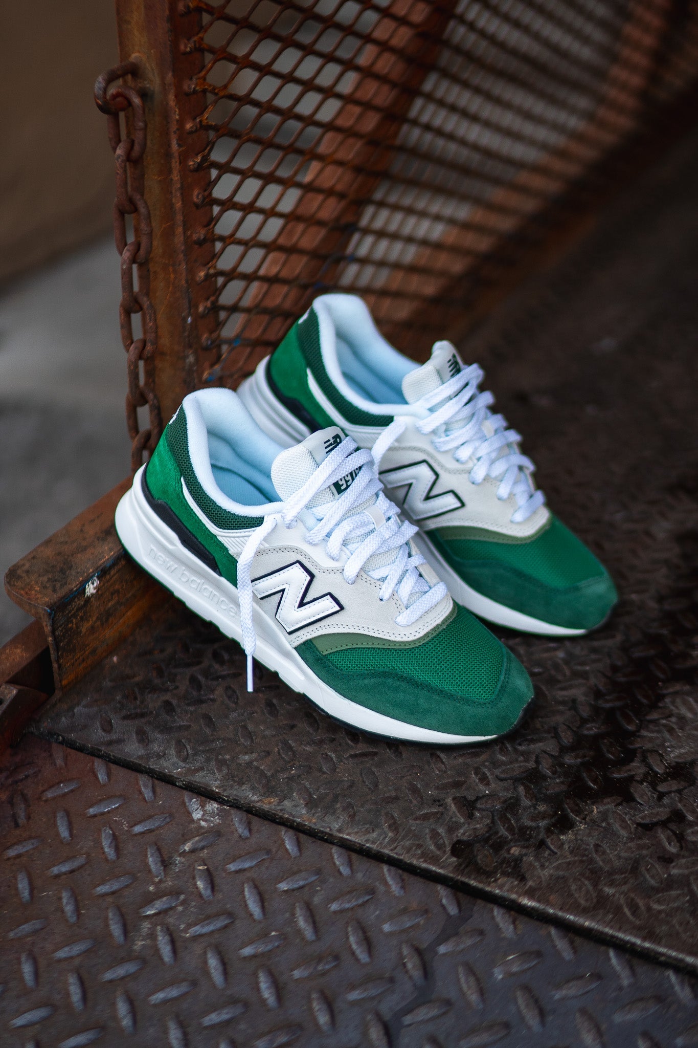 Mens New Balance 997H (White/Green) - CM997HOH - New Balance