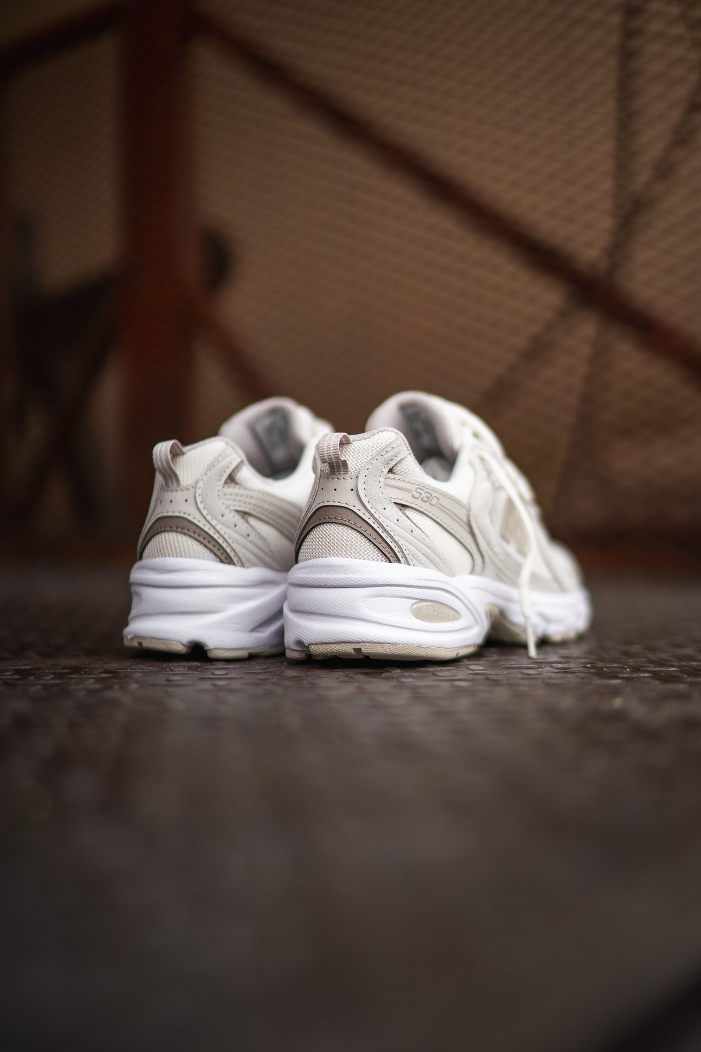 Mens New Balance 530 (White/Beige) - MR530OW - New Balance