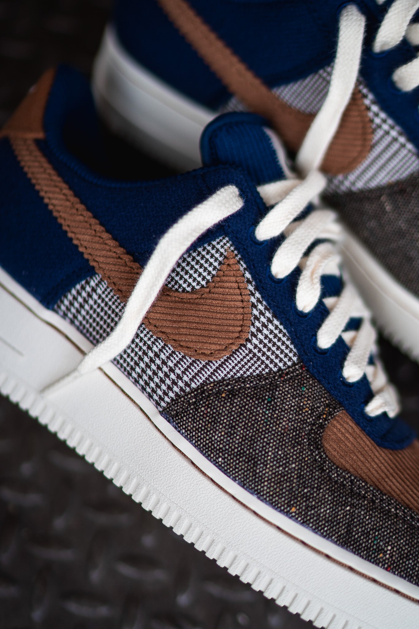 Mens Nike Air Force 1 '07 Premium (Corduroy Navy) - Nike