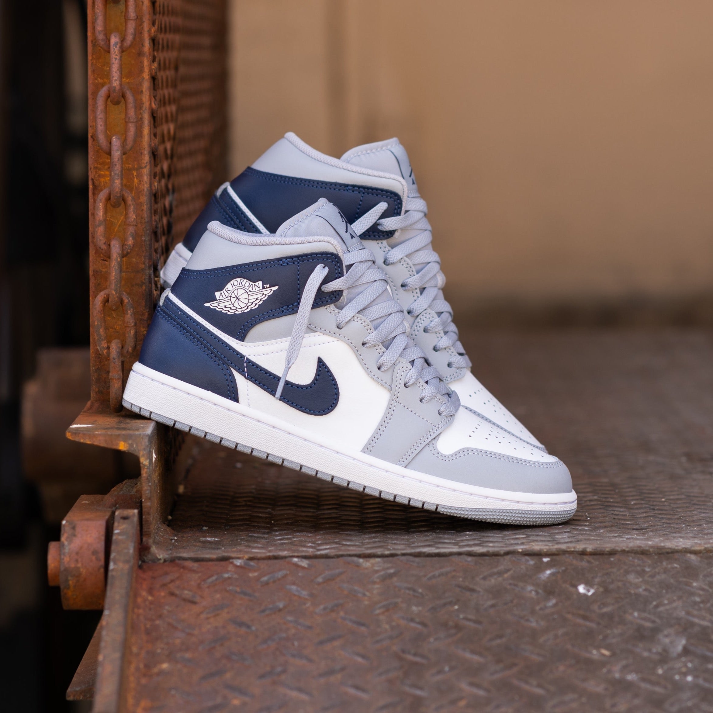 Air jordan 1 navy white deals