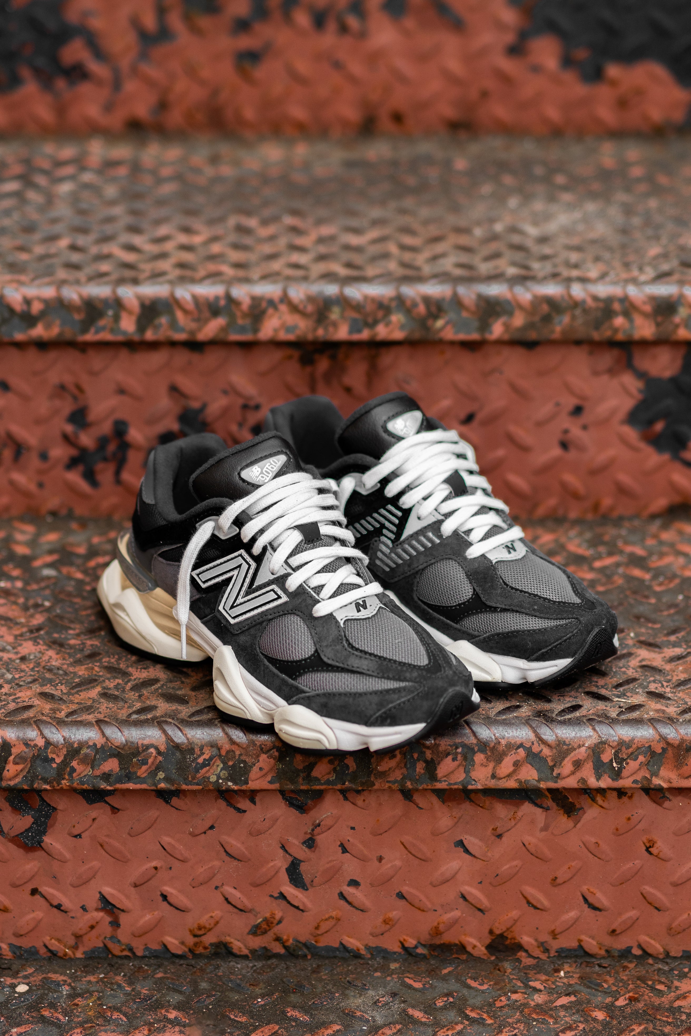 Mens New Balance 9060 (Grey/Black) - U9060BLC