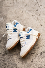 Women's New Balance 550 (Grey/Blue) - BBW550GG