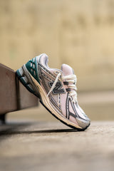 Mens New Balance 1906R (Grey/Pink) - M1906RET