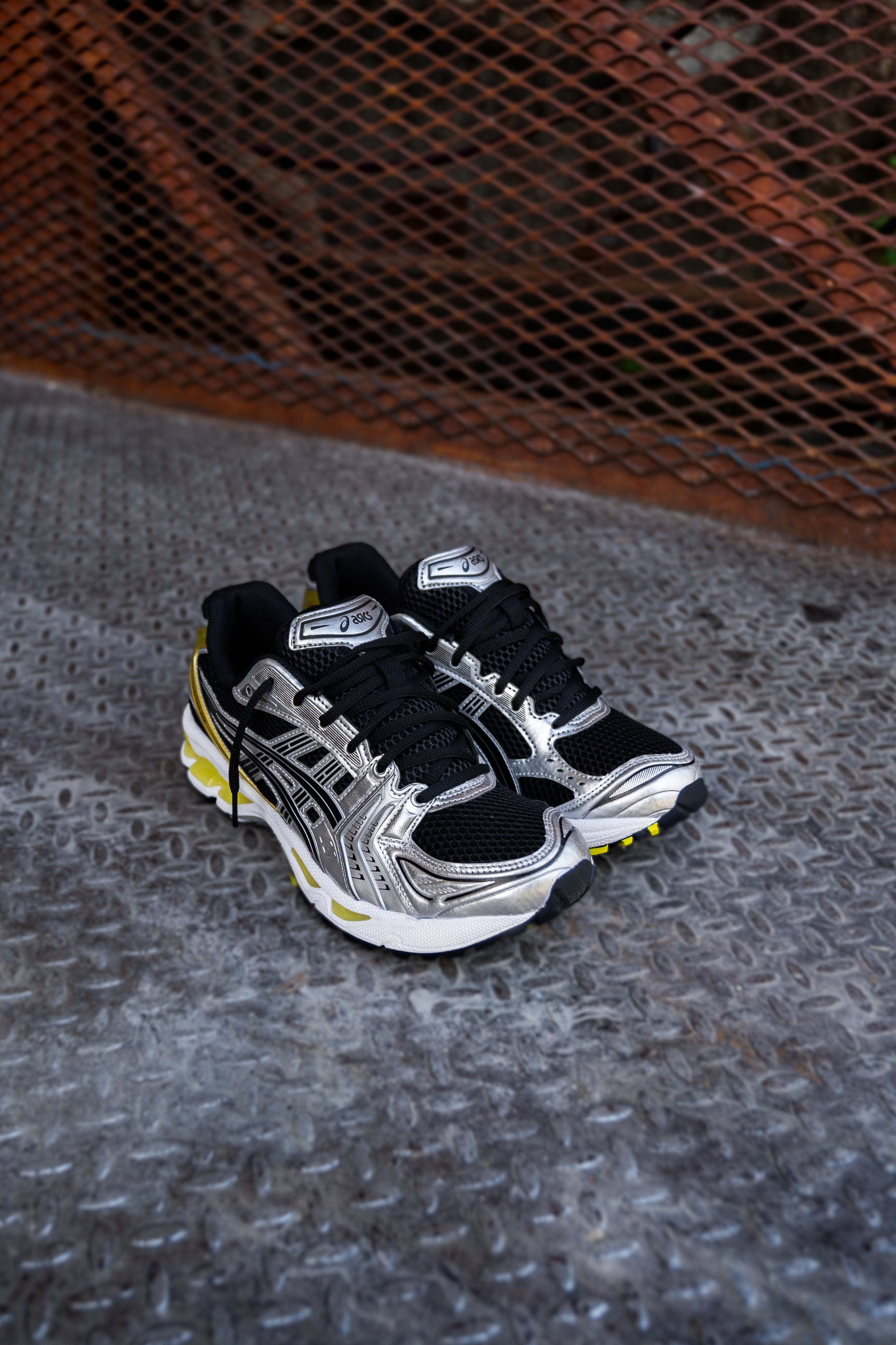 Mens Asics Gel Kayano 14 (Black/Lemon Spark)