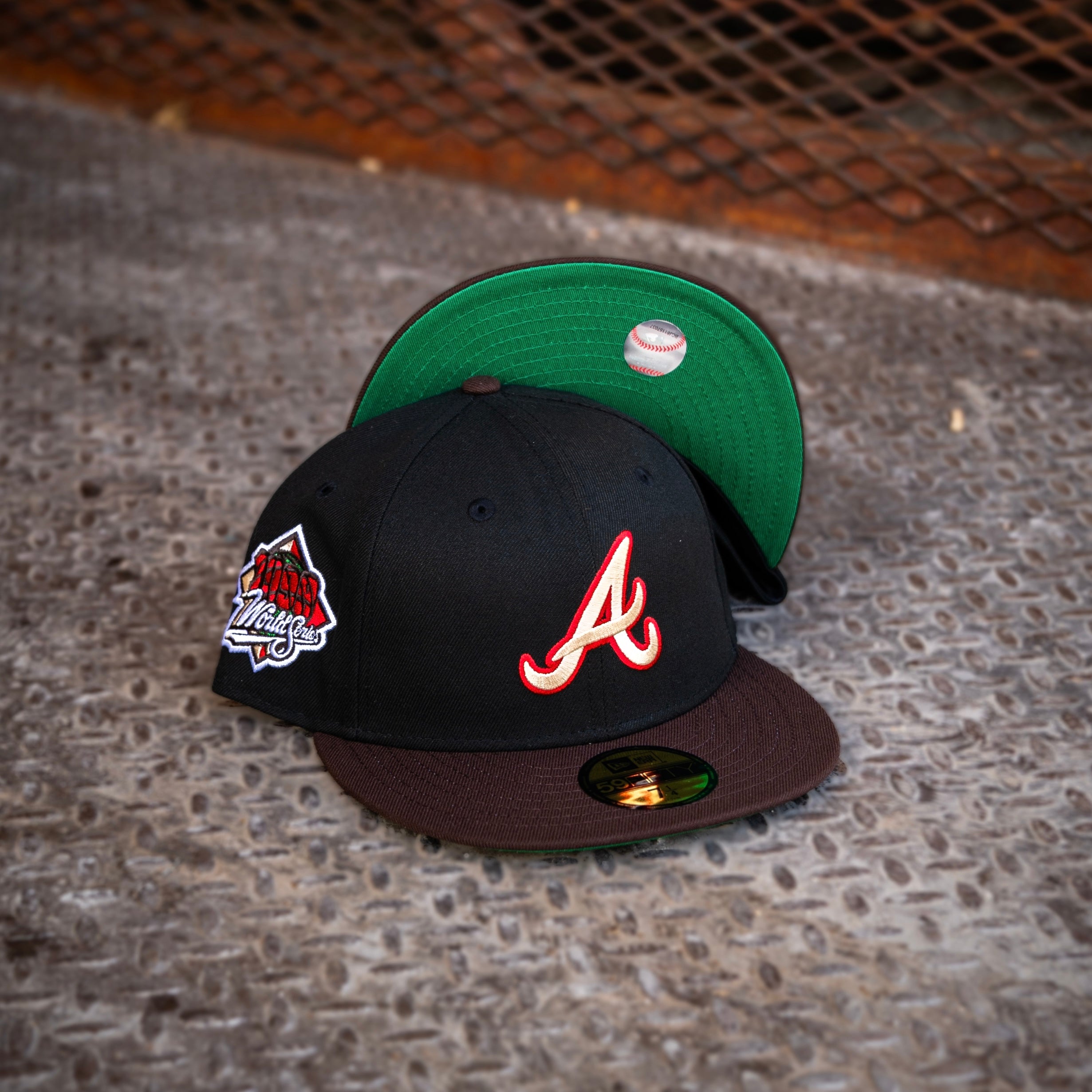 New Era Atlanta Braves 1999 WS Green UV (Black/Burnt wood) 59Fifty Fitted