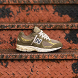 Mens New Balance 2002R (Green/Khaki) - M2002RZD