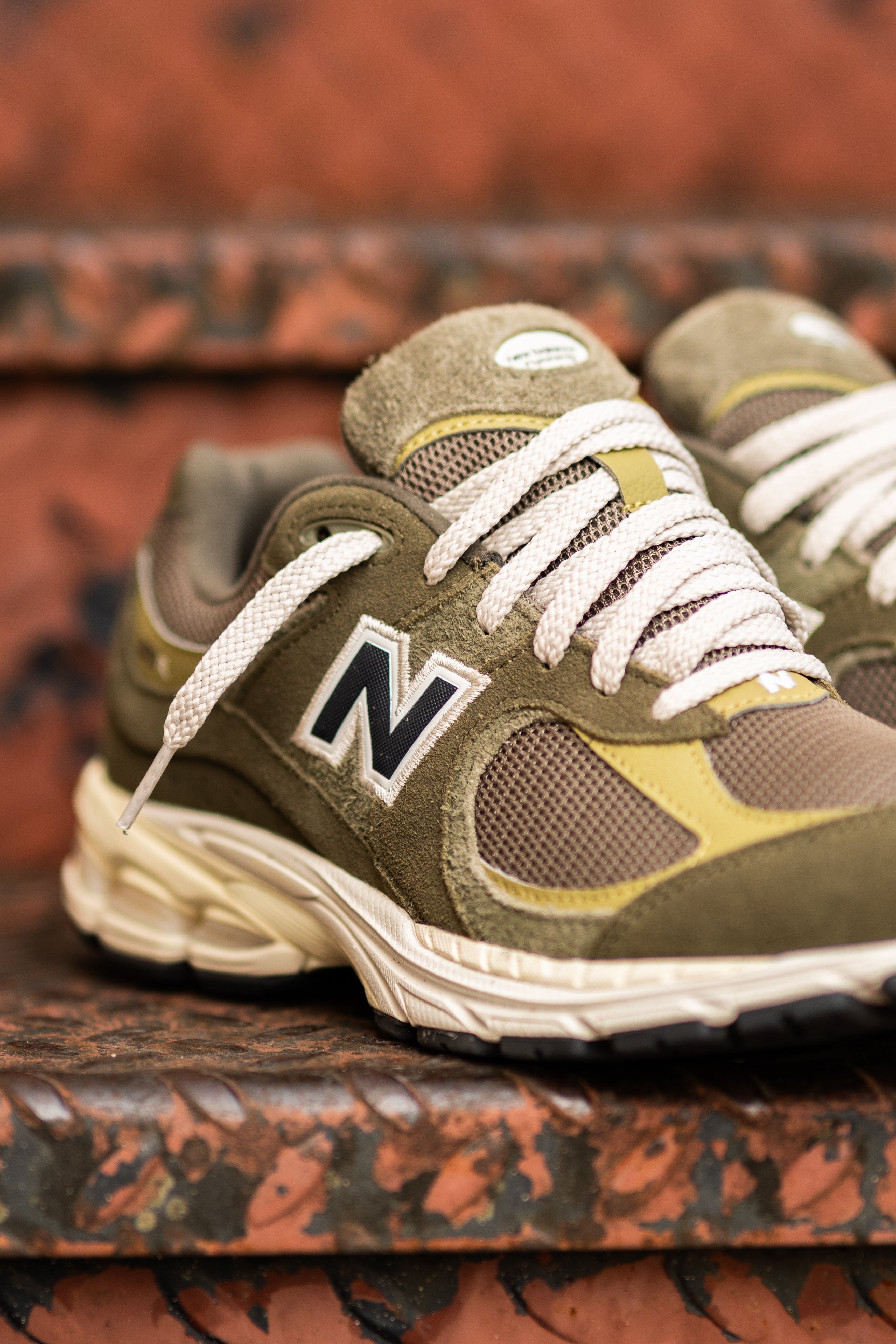 Mens New Balance 2002R (Green/Khaki) - M2002RZD