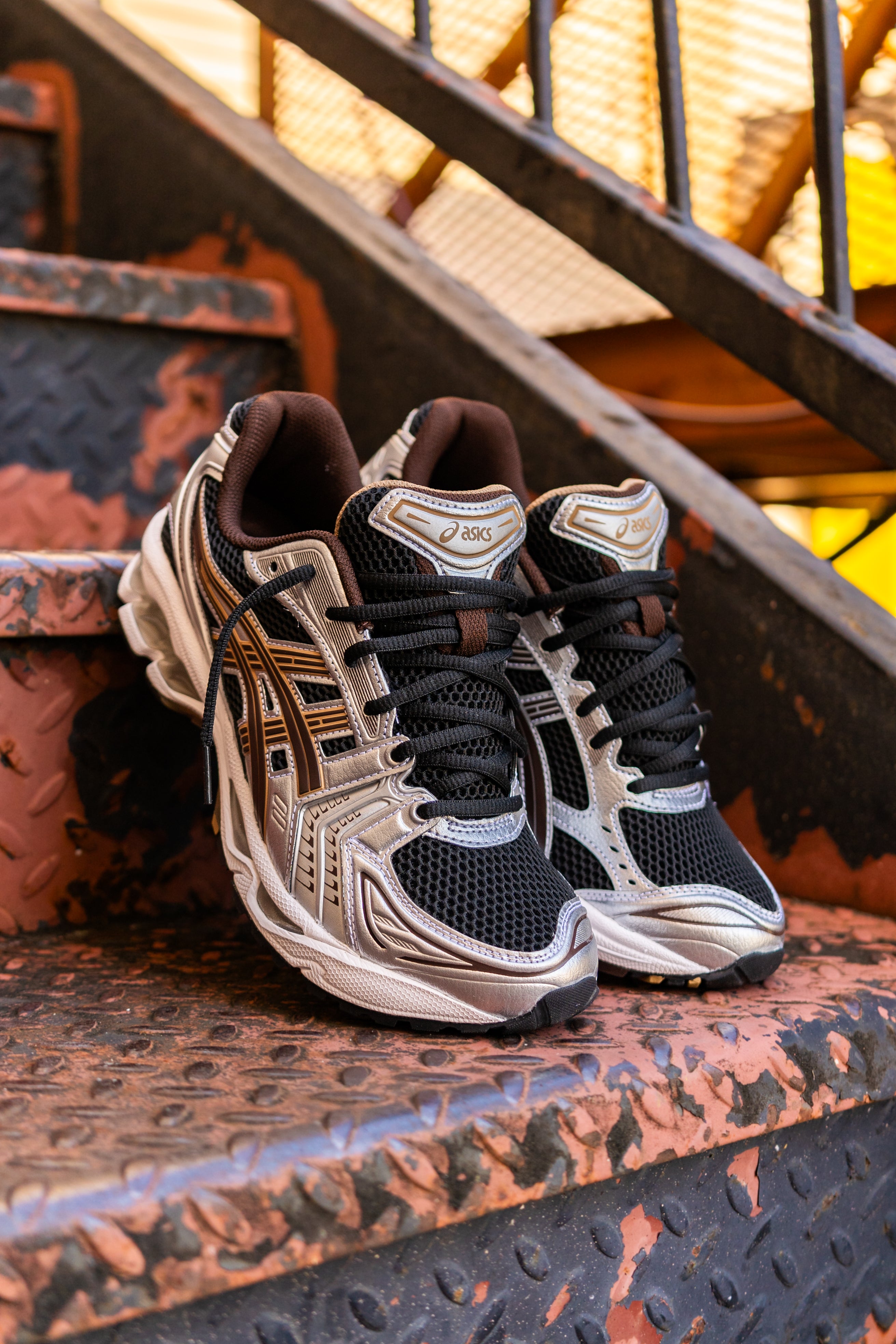 Mens Asics Gel-Kayano 14 (Black/Coffee)