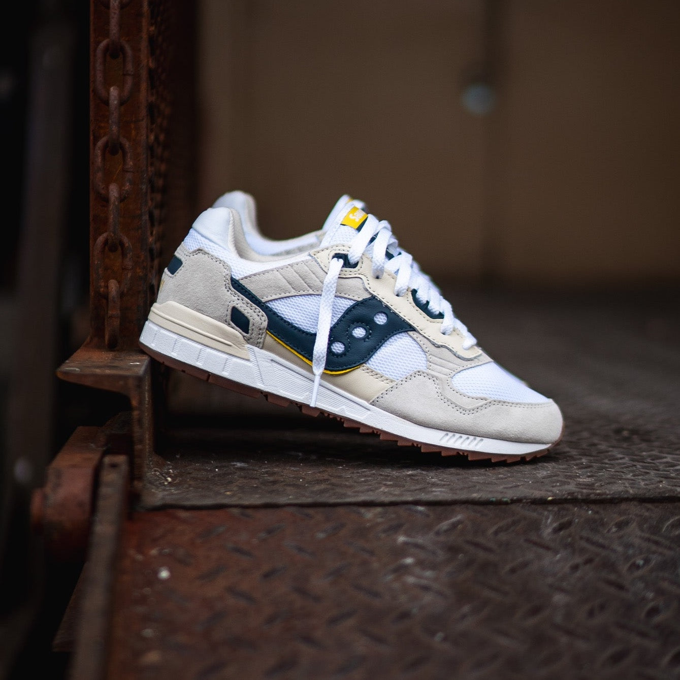 Saucony shadow 5000 mens white deals