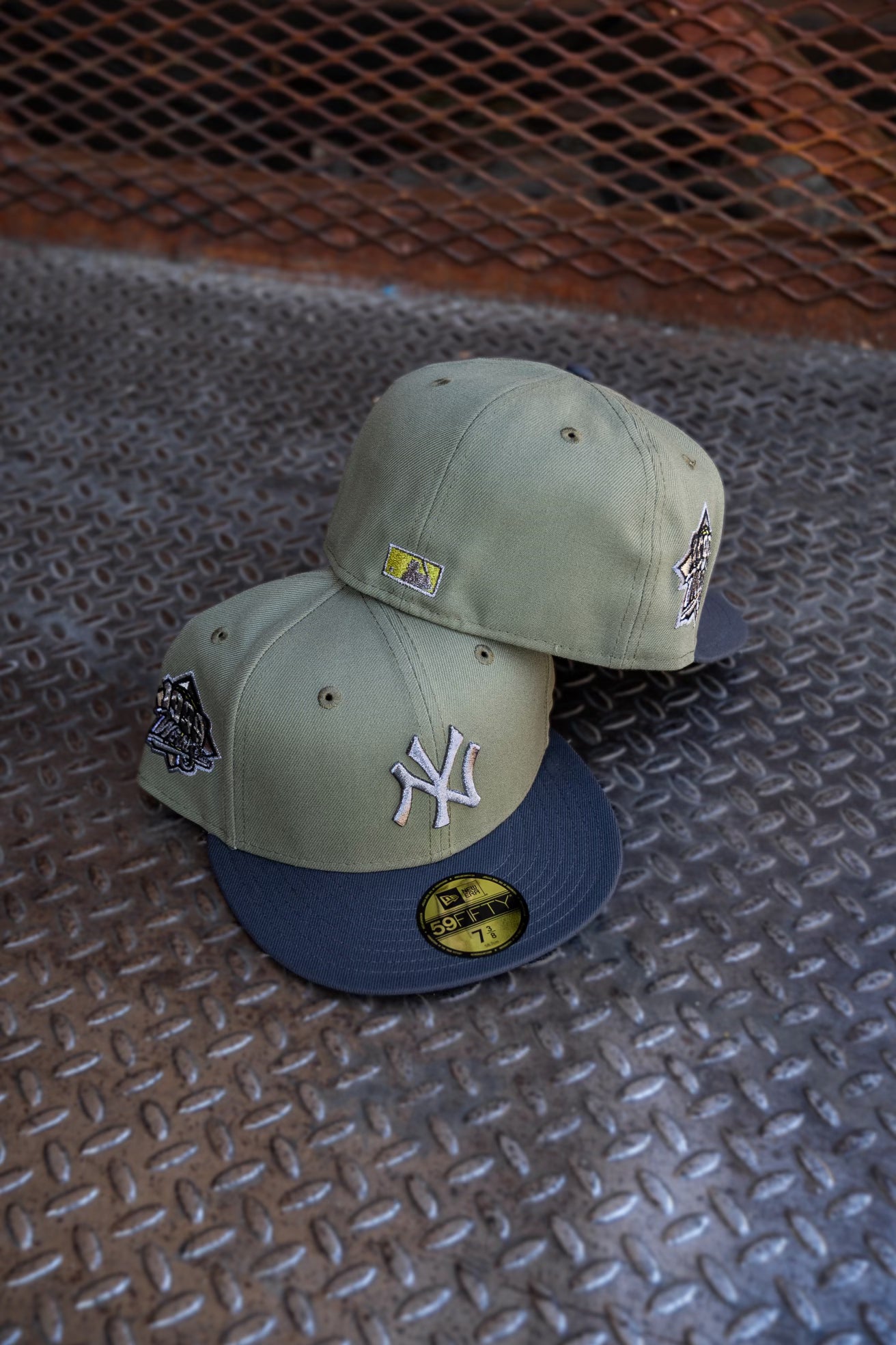 New Era New York Yankees 1999 World Series Grey UV (Olive/Graphite) 59Fifty Fitted