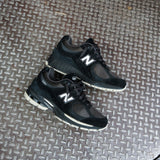 Mens New Balance 2002R (Black/Off White) - U2002RL - New Balance