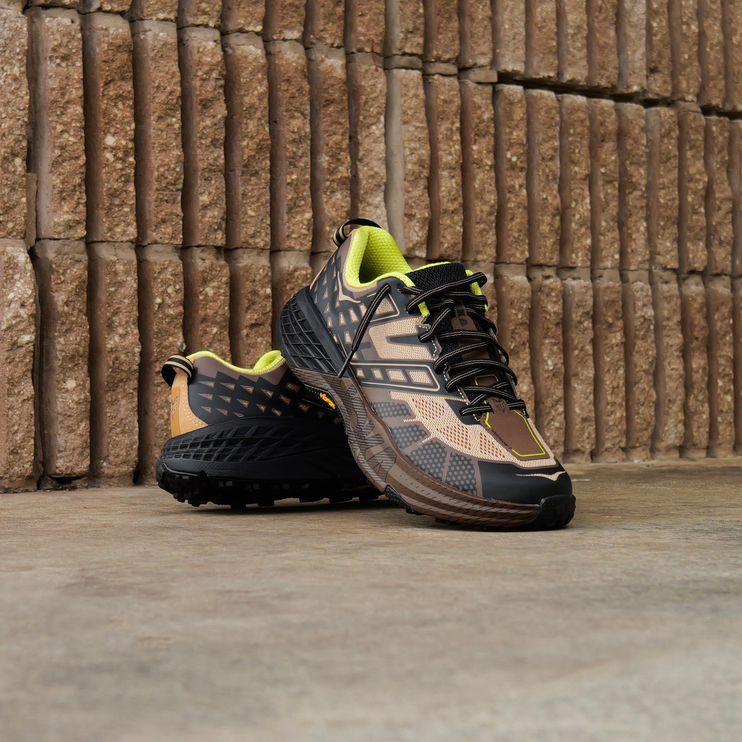 Hoka SpeedGoat 2 TS (Dark Chocolate/Black) - HOKA